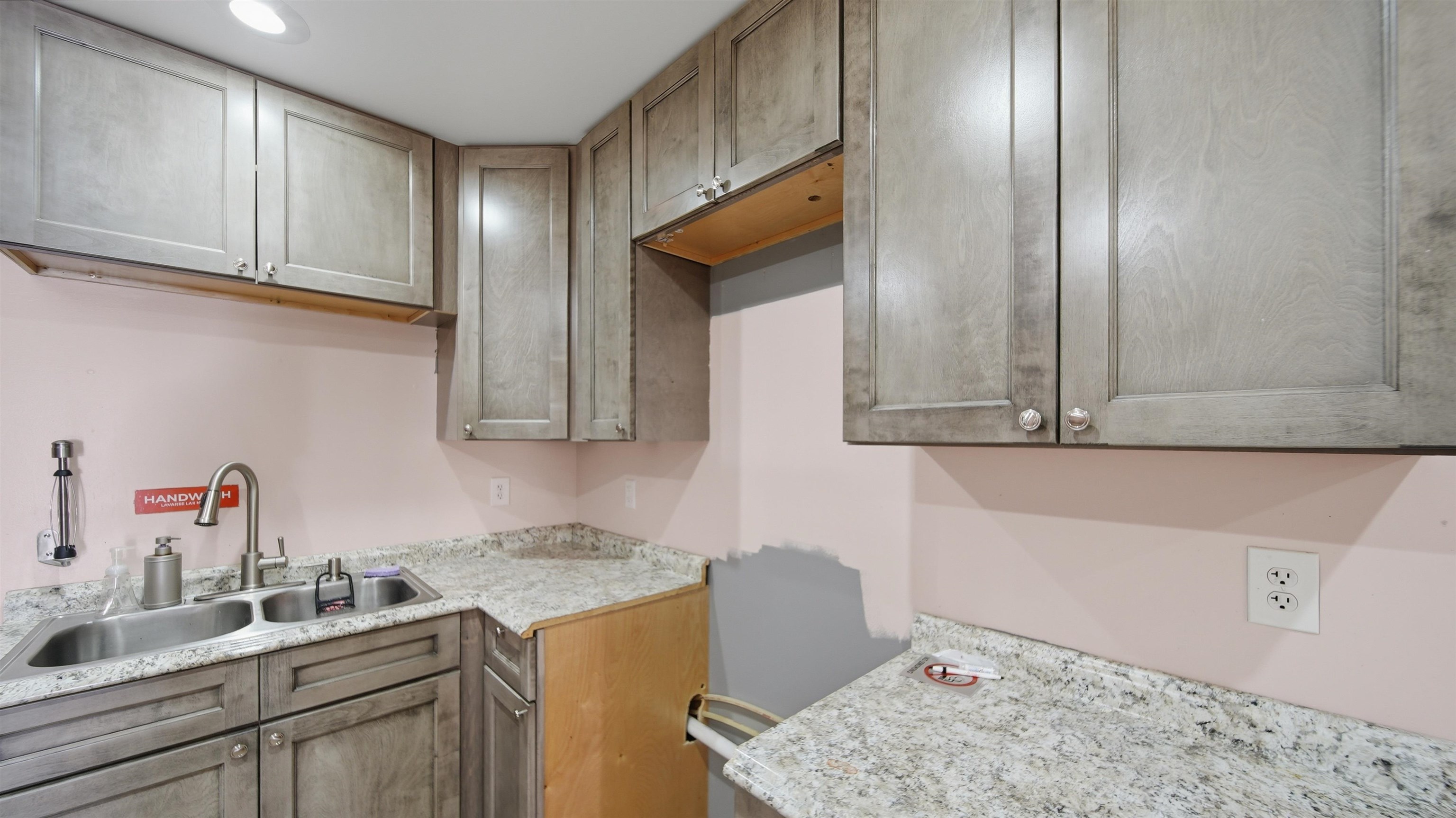 120 Liberty Ave Property Photo 30
