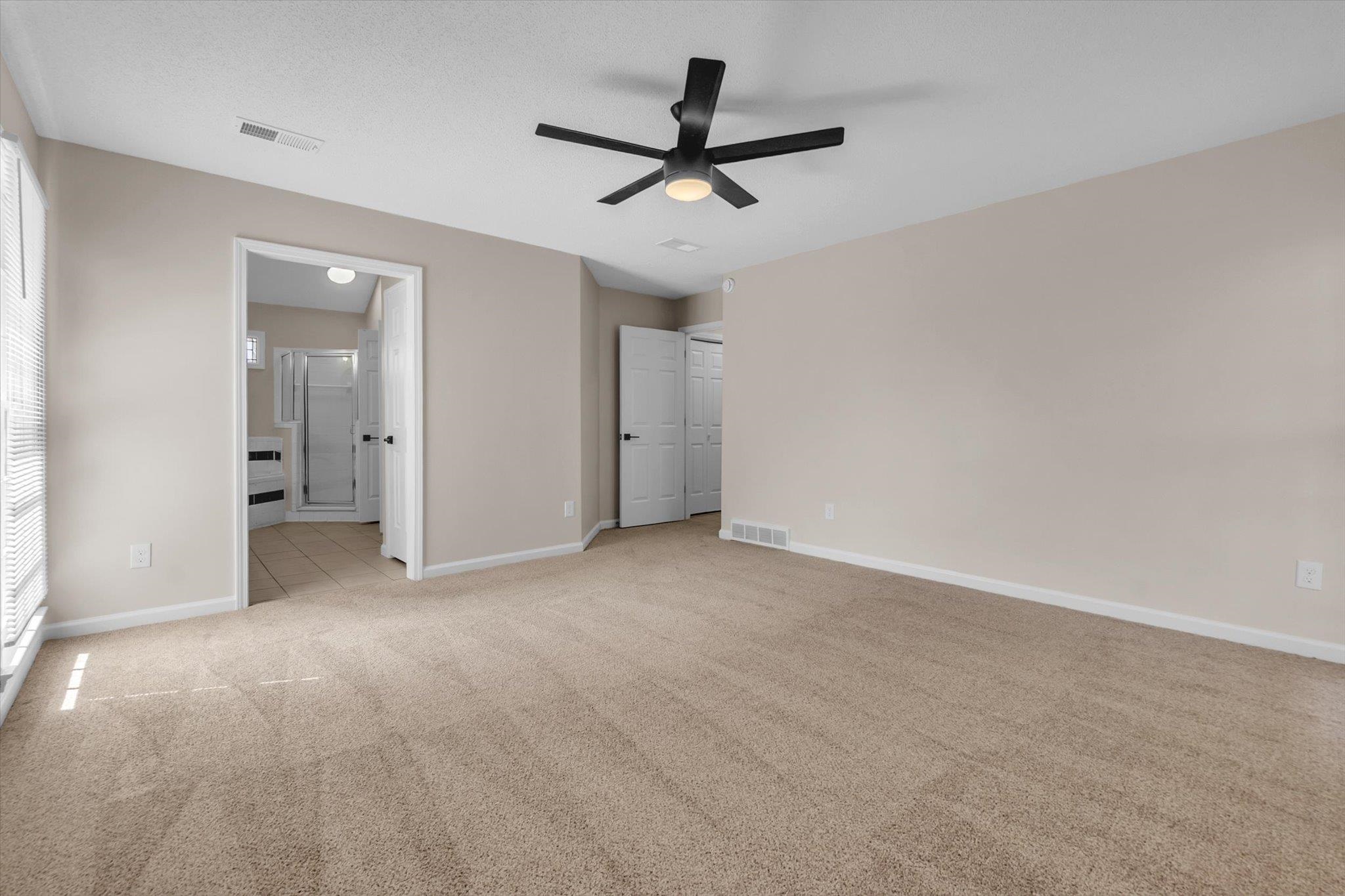 7279 Schilling Cv E Property Photo 11