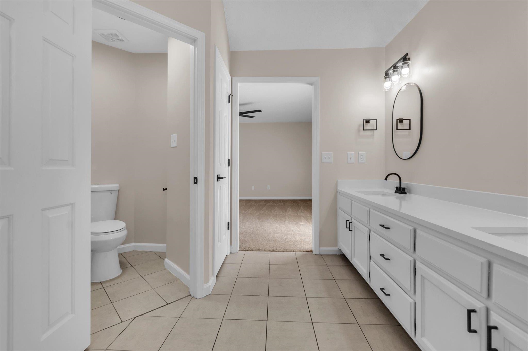 7279 Schilling Cv E Property Photo 13
