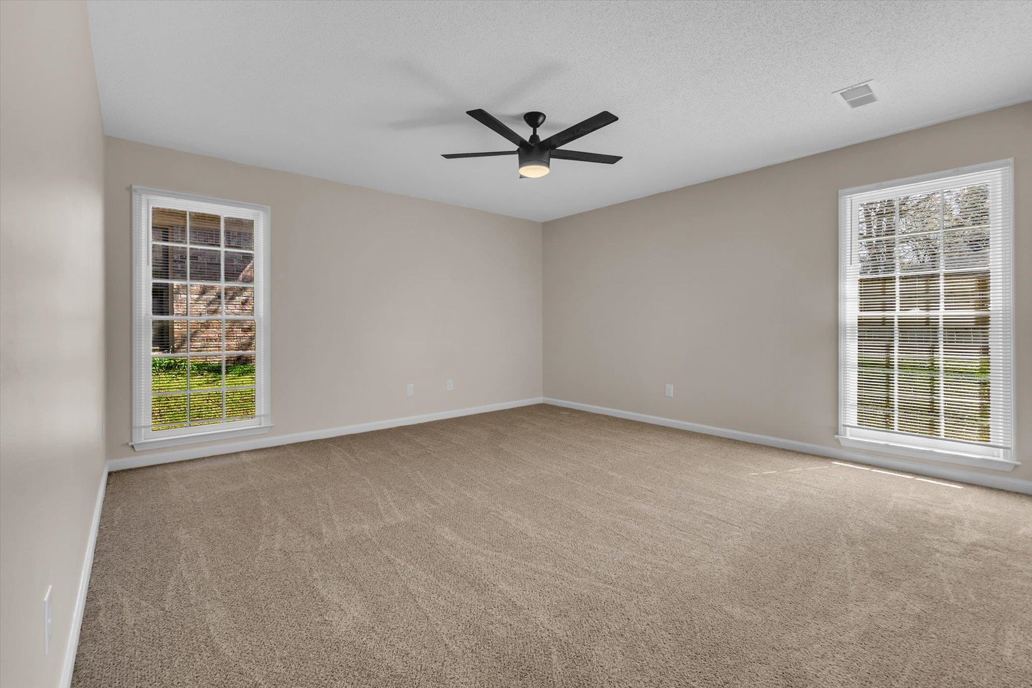 7279 Schilling Cv E Property Photo 14