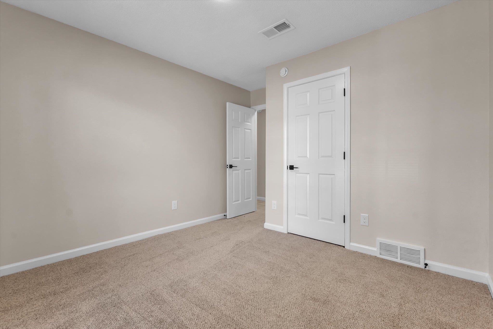7279 Schilling Cv E Property Photo 17