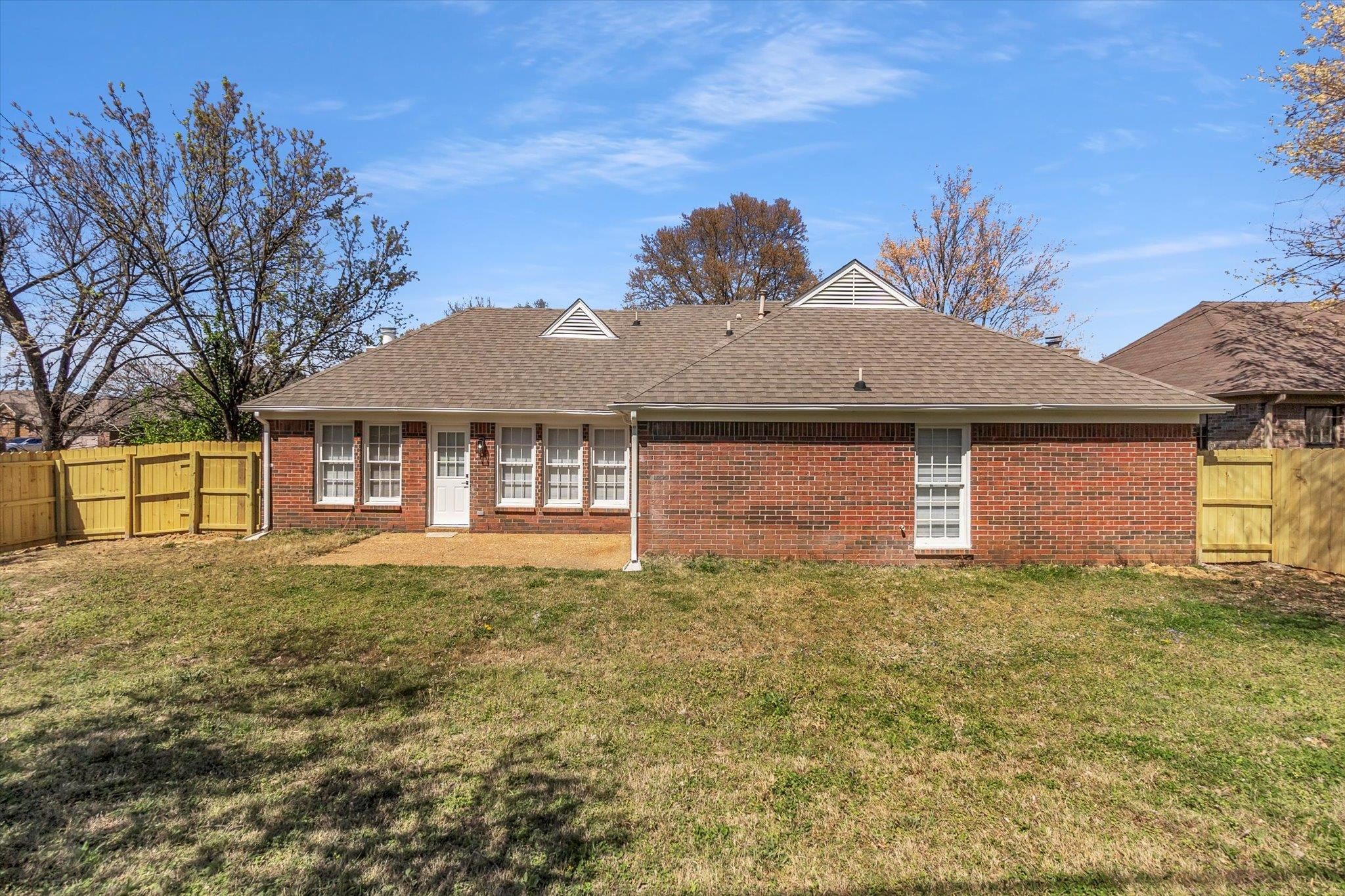 7279 Schilling Cv E Property Photo 21