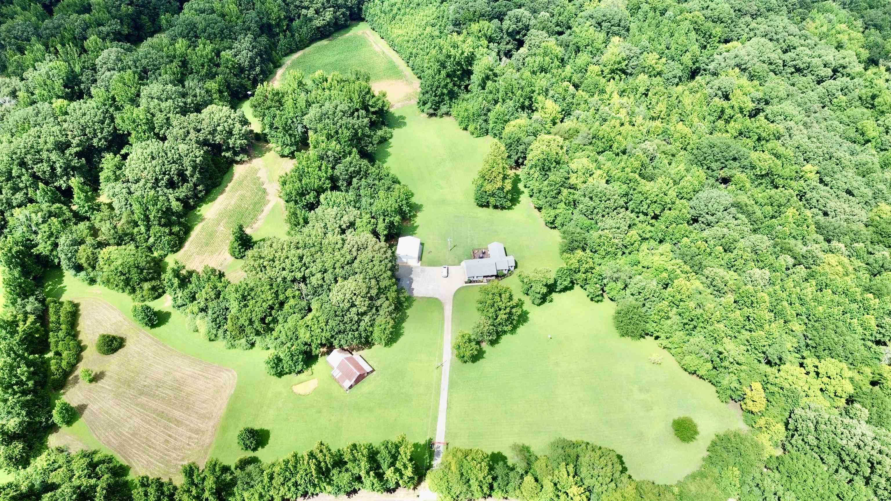 6195 Bobbitt Rd Property Photo 1