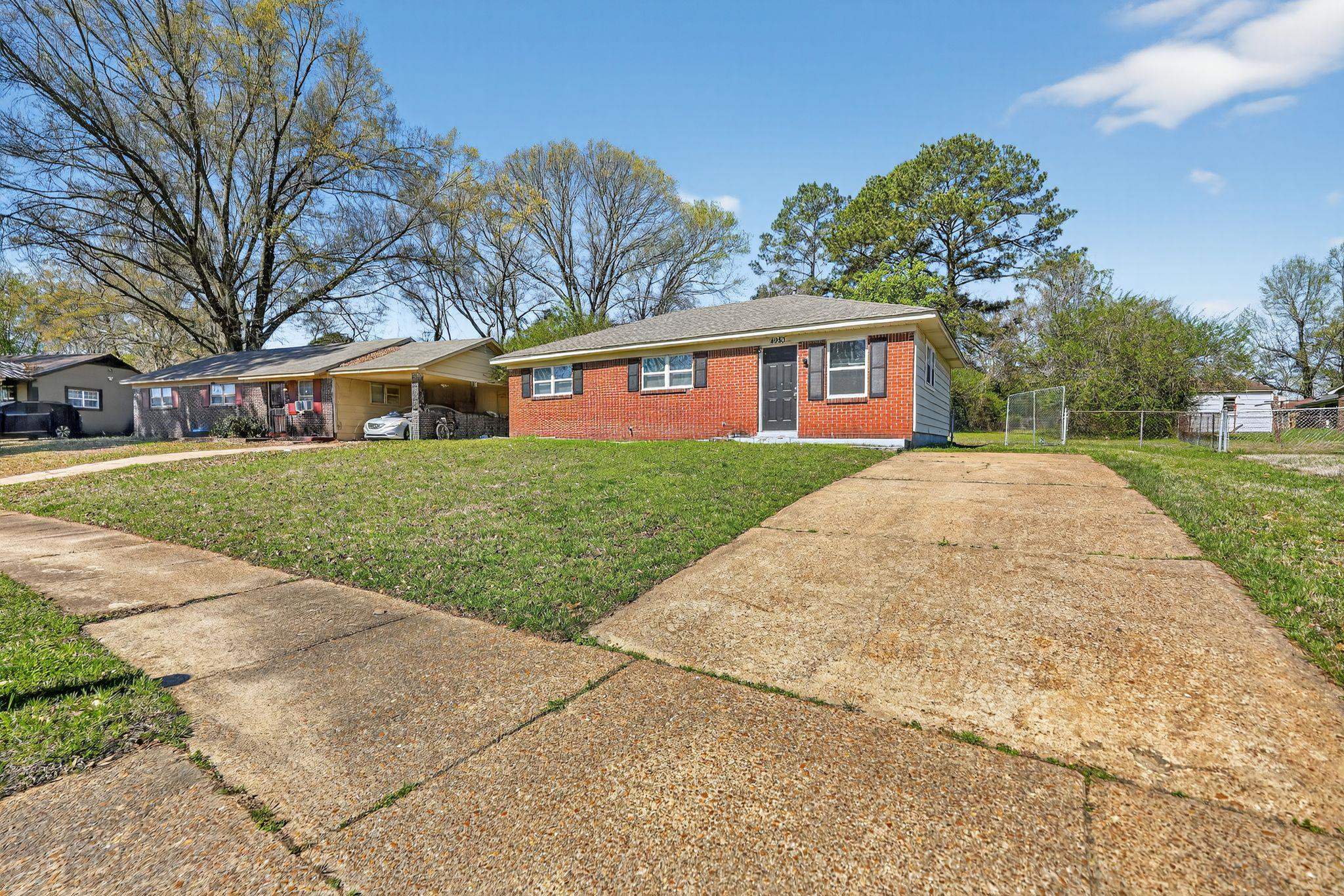 4983 Appleville Rd Property Photo 2