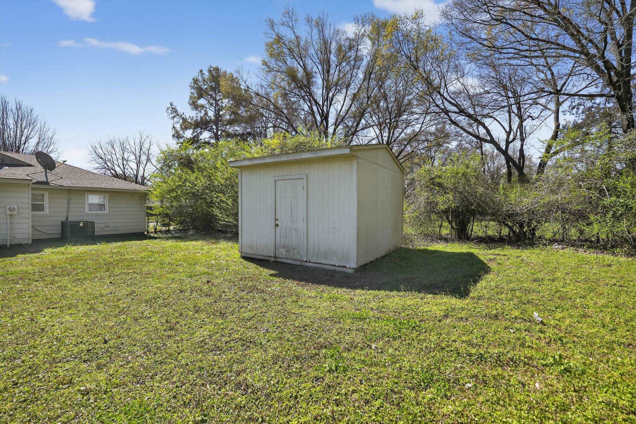 4983 Appleville Rd Property Photo 17