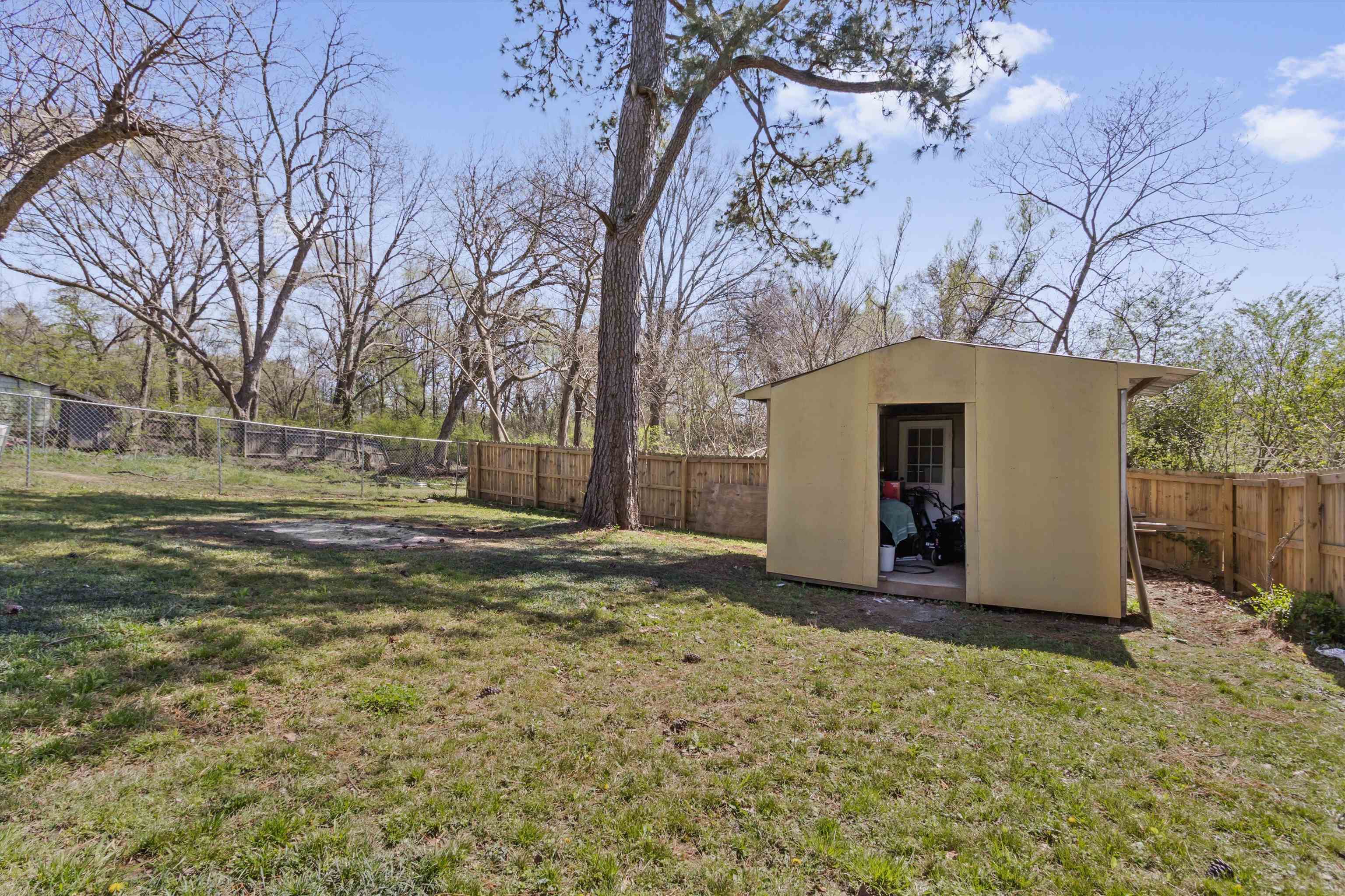 1217 Carlton Rd Property Photo 26