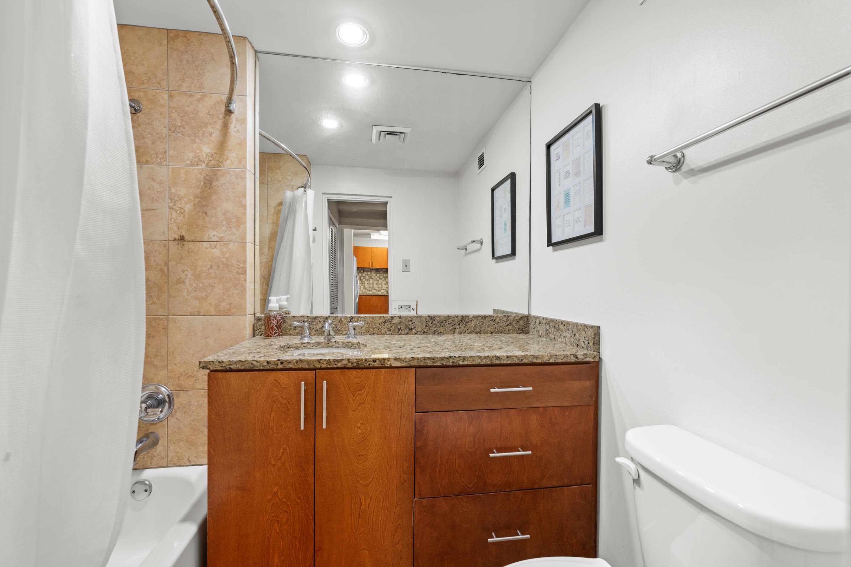 2195 Poplar Ave 207 Property Photo 11