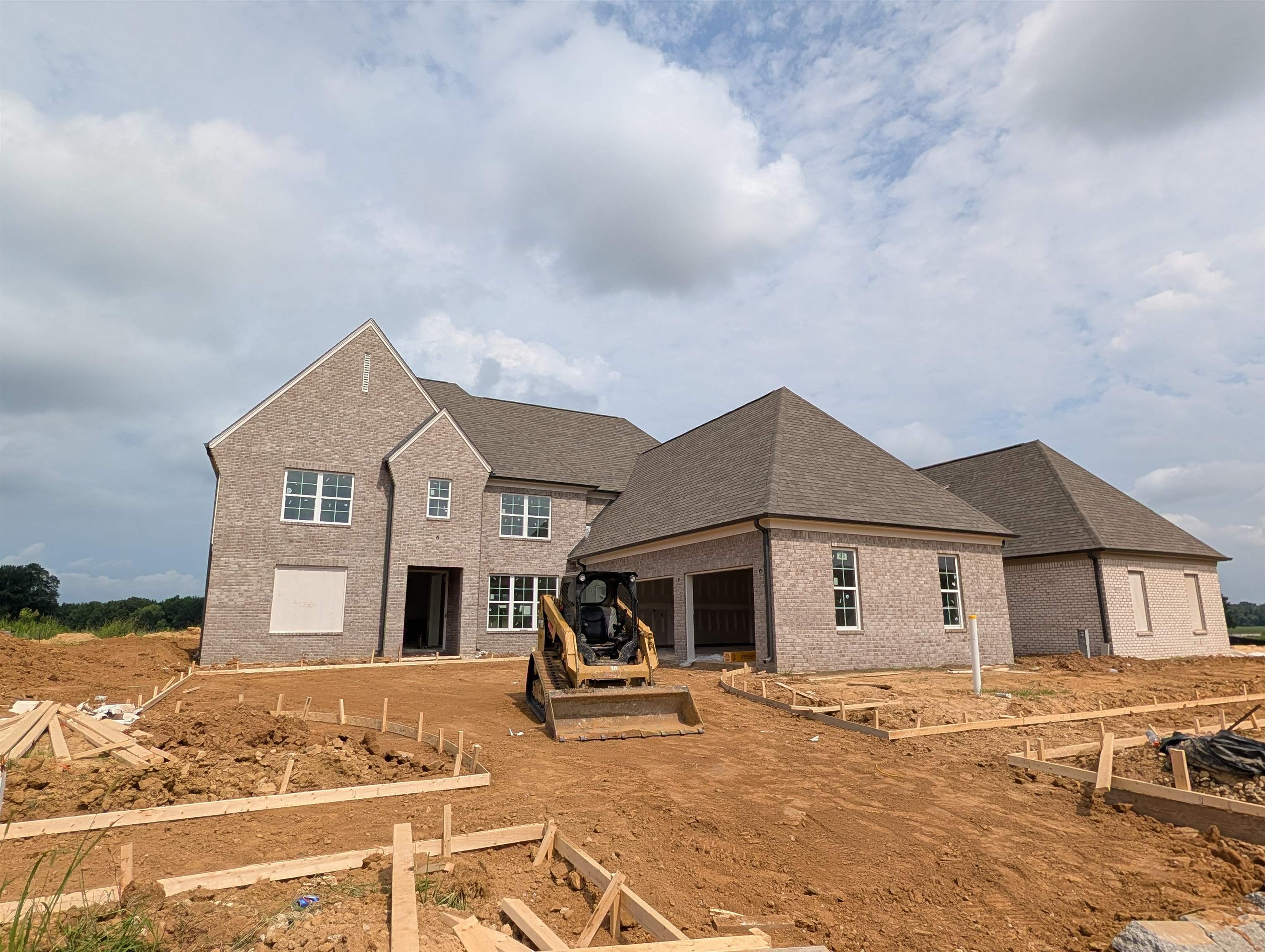 5319 BUTTERCUP LN Property Photo 1