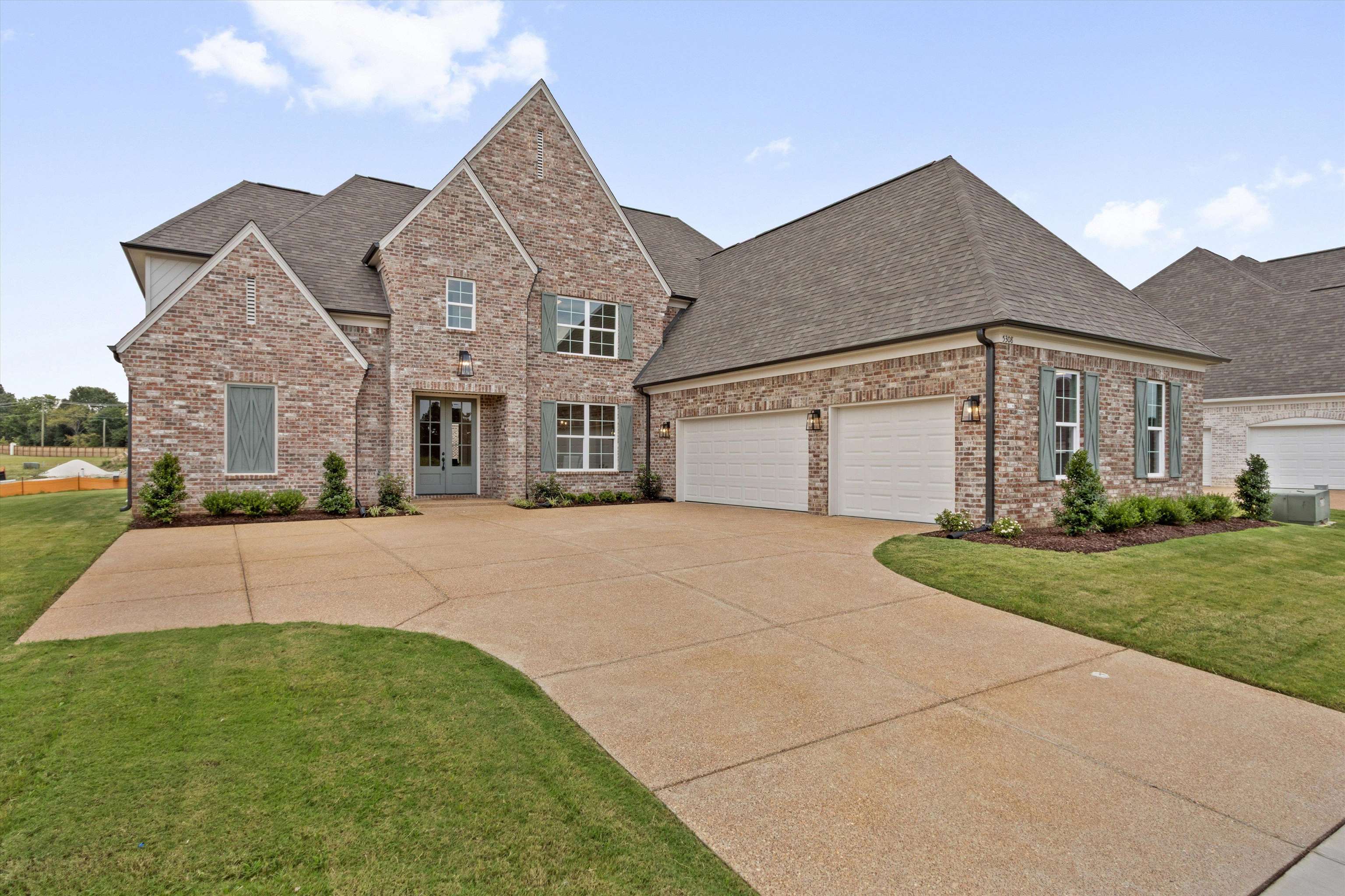 5308 Buttercup Ln Property Photo 2