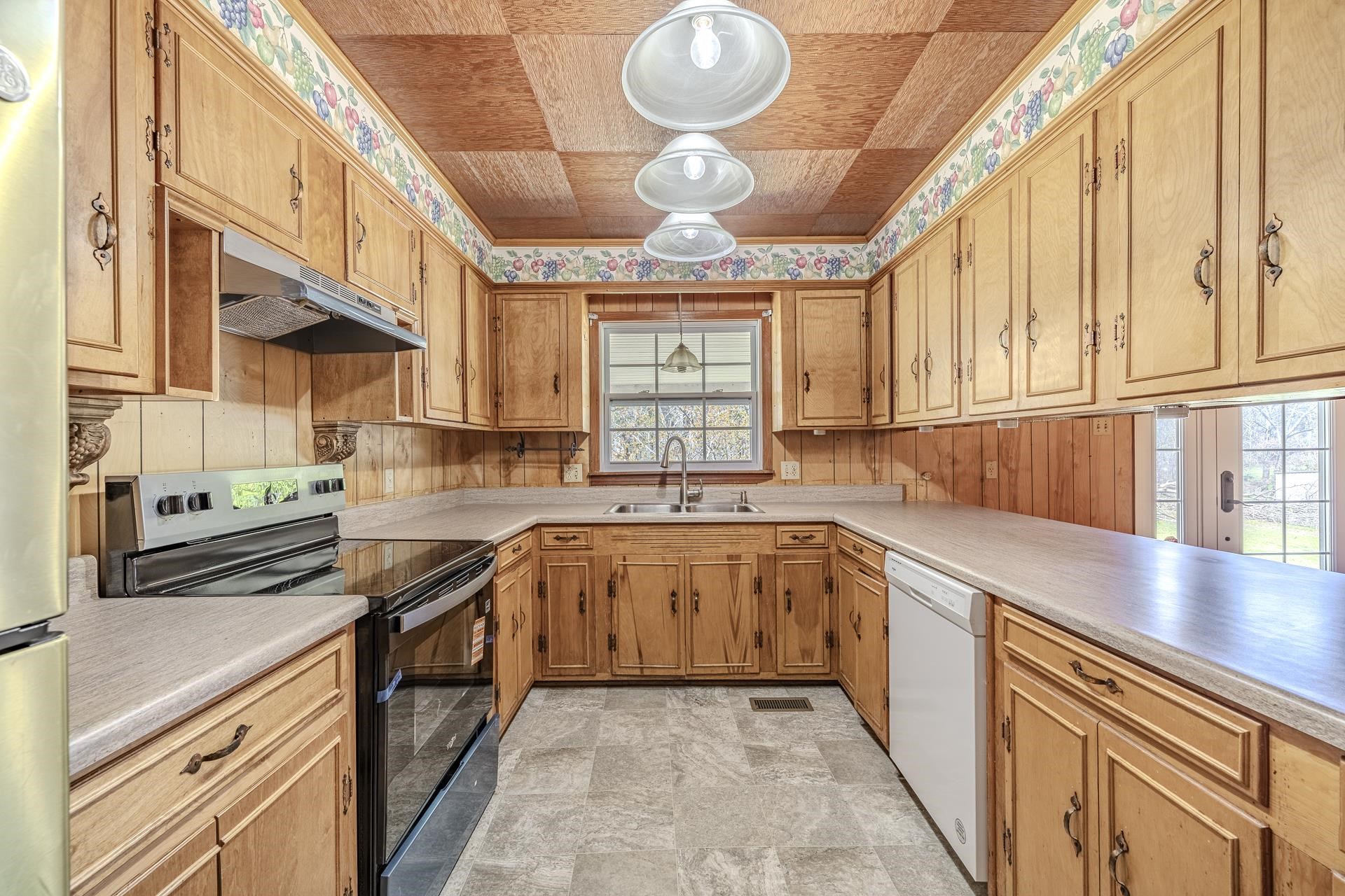 9265 128 Hwy Property Photo 3
