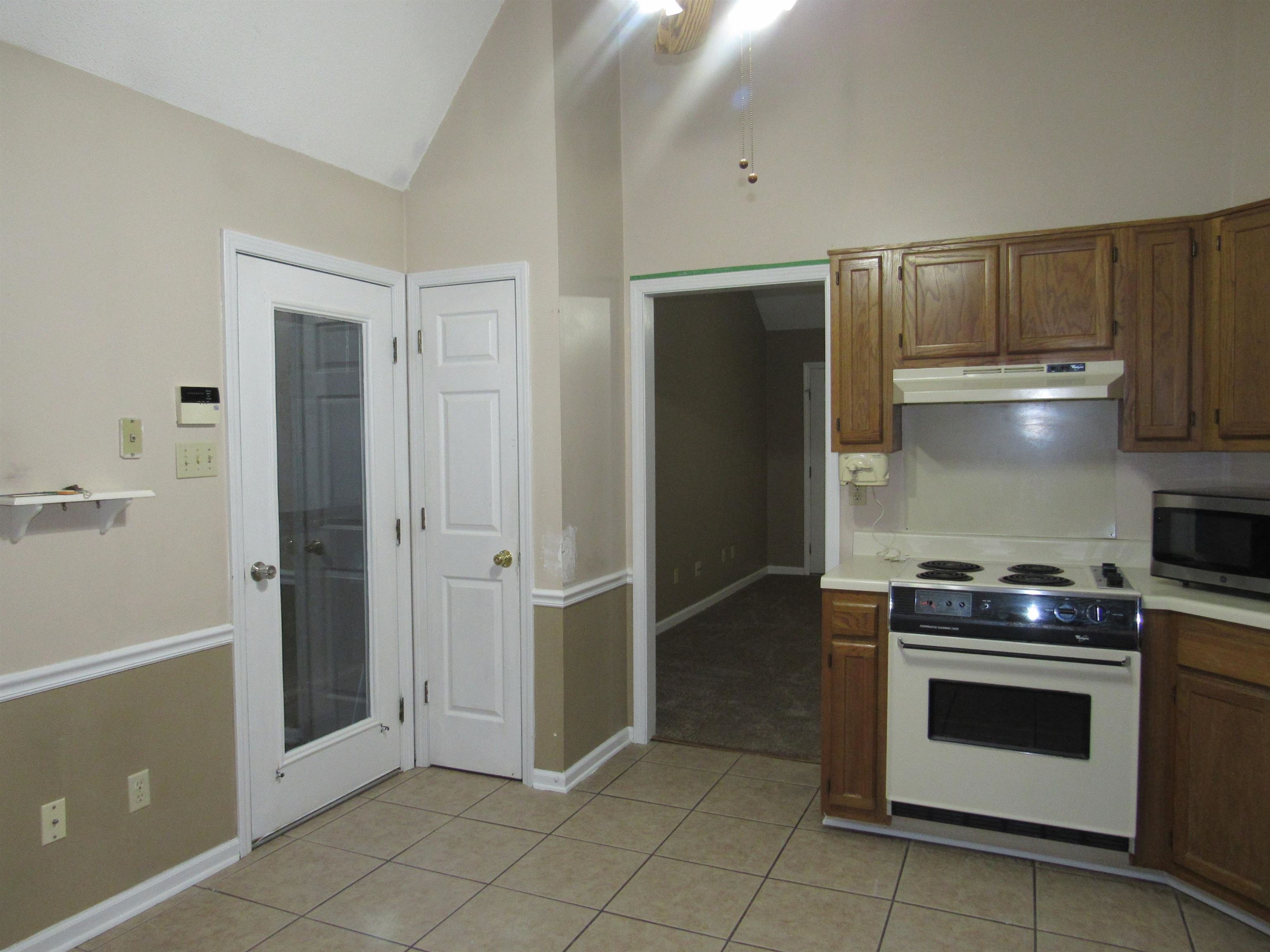 7513 Meadowland Dr Property Photo 6