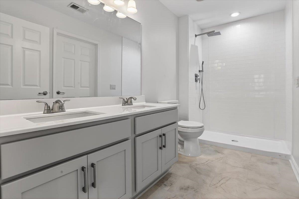 1693 E Southfield Cir Property Photo 21