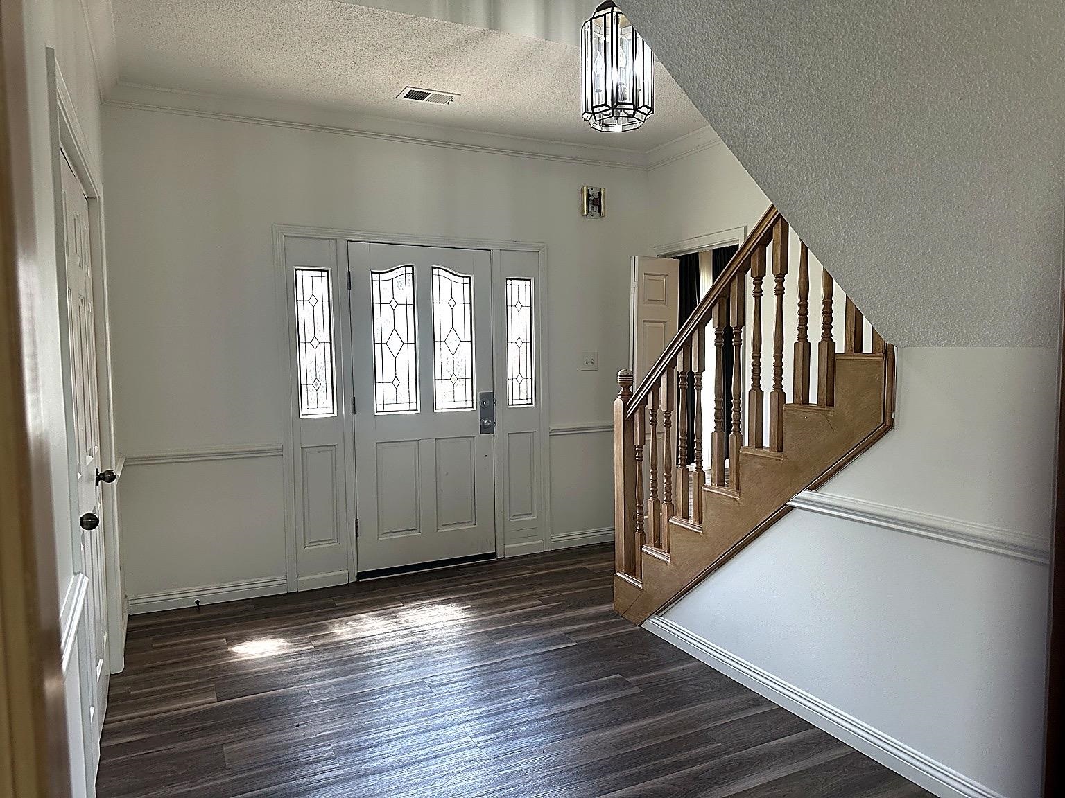6736 Kirby Trace Cv Property Photo 2
