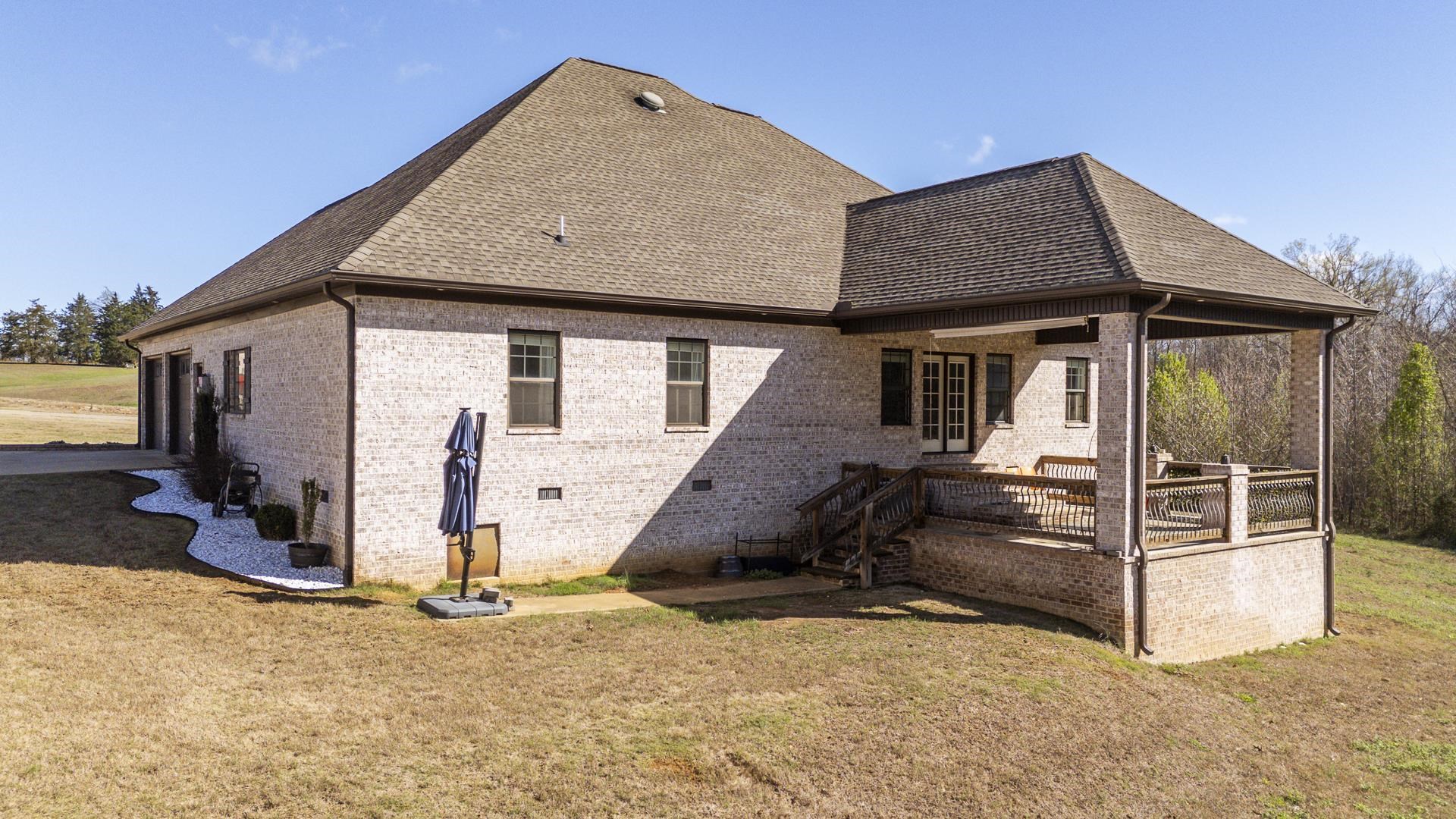 340 Grand Oaks Cv Property Photo 4