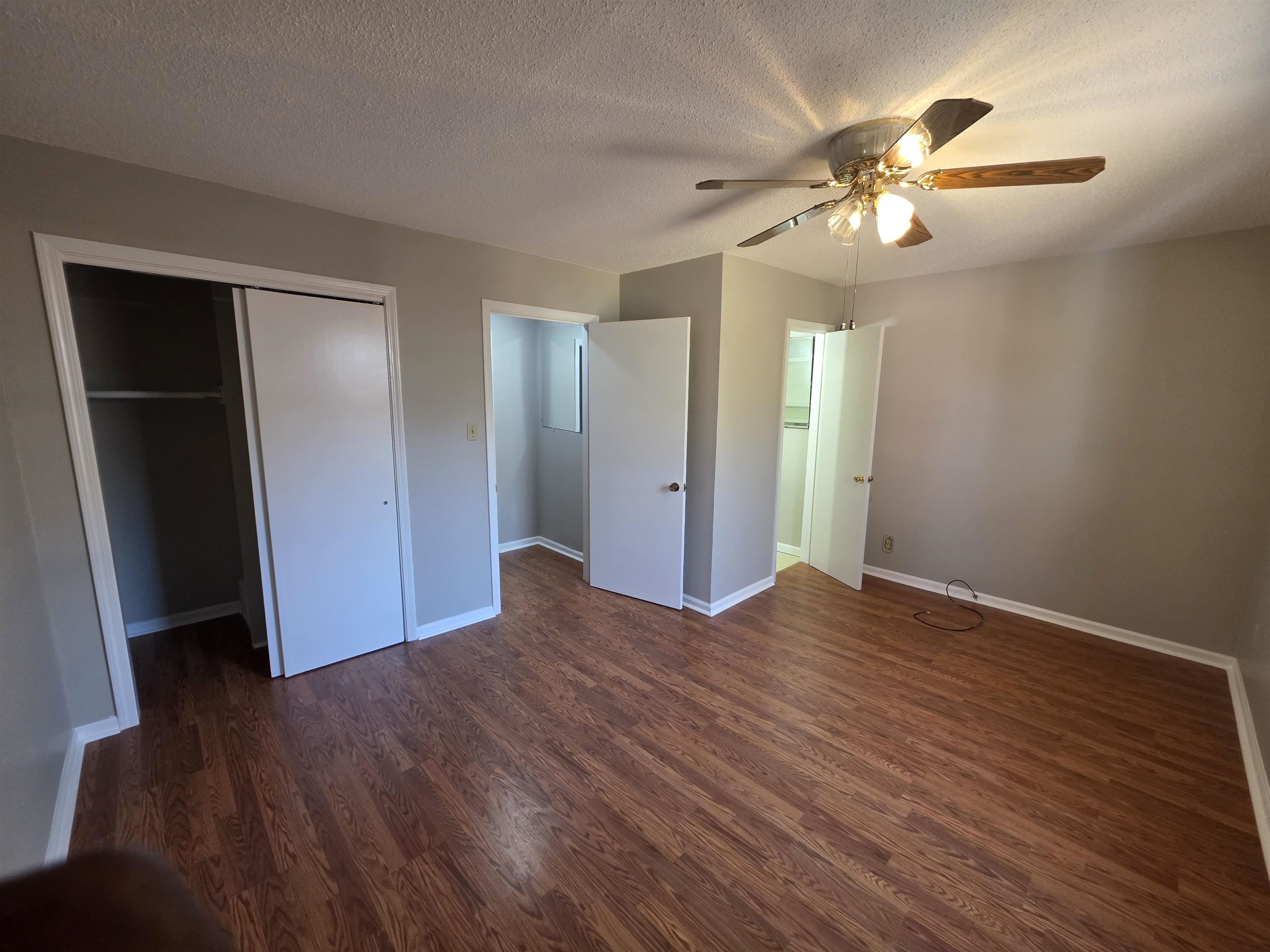 1404 Cameron St Property Photo 20