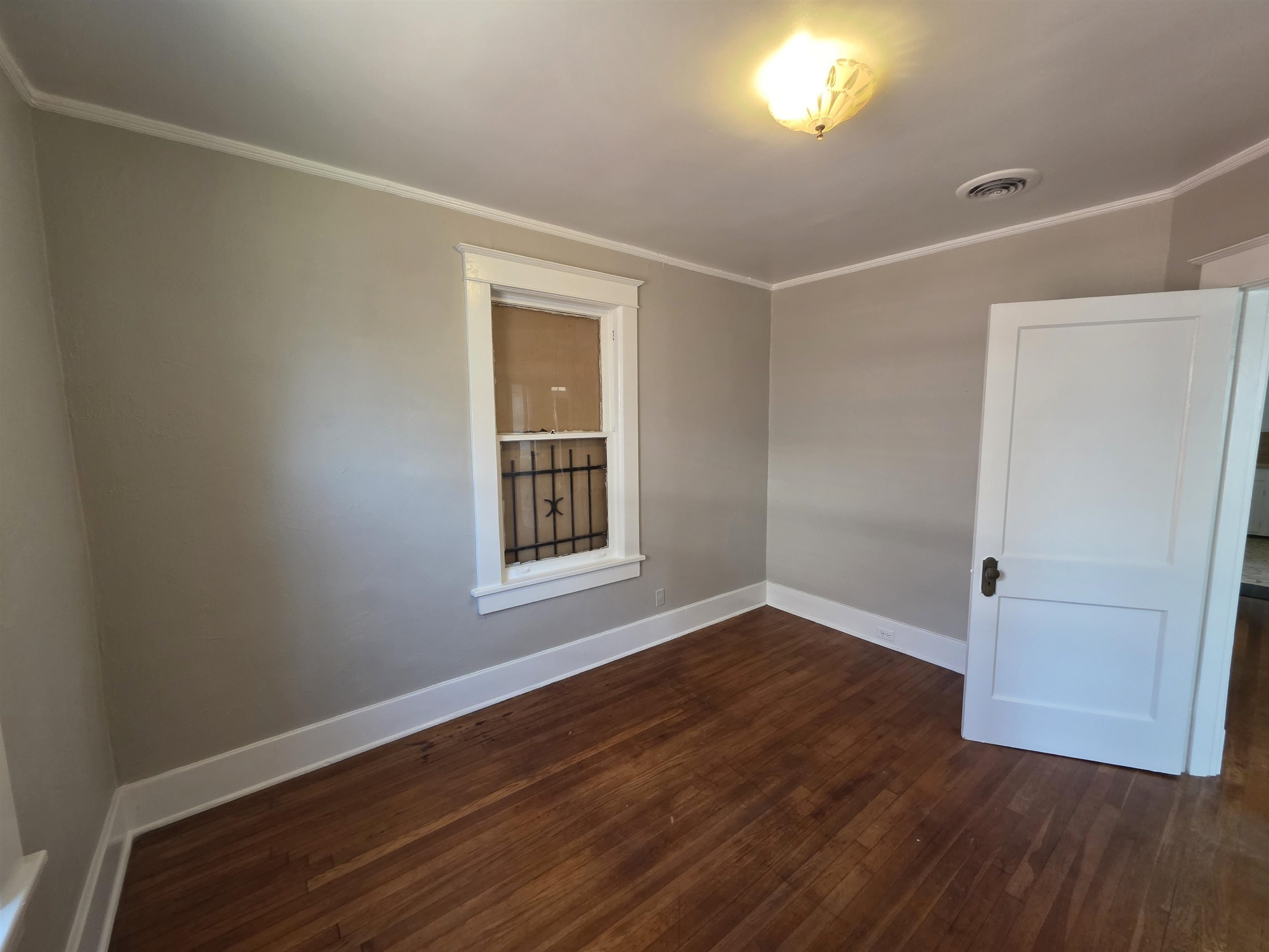 1404 Cameron St Property Photo 21
