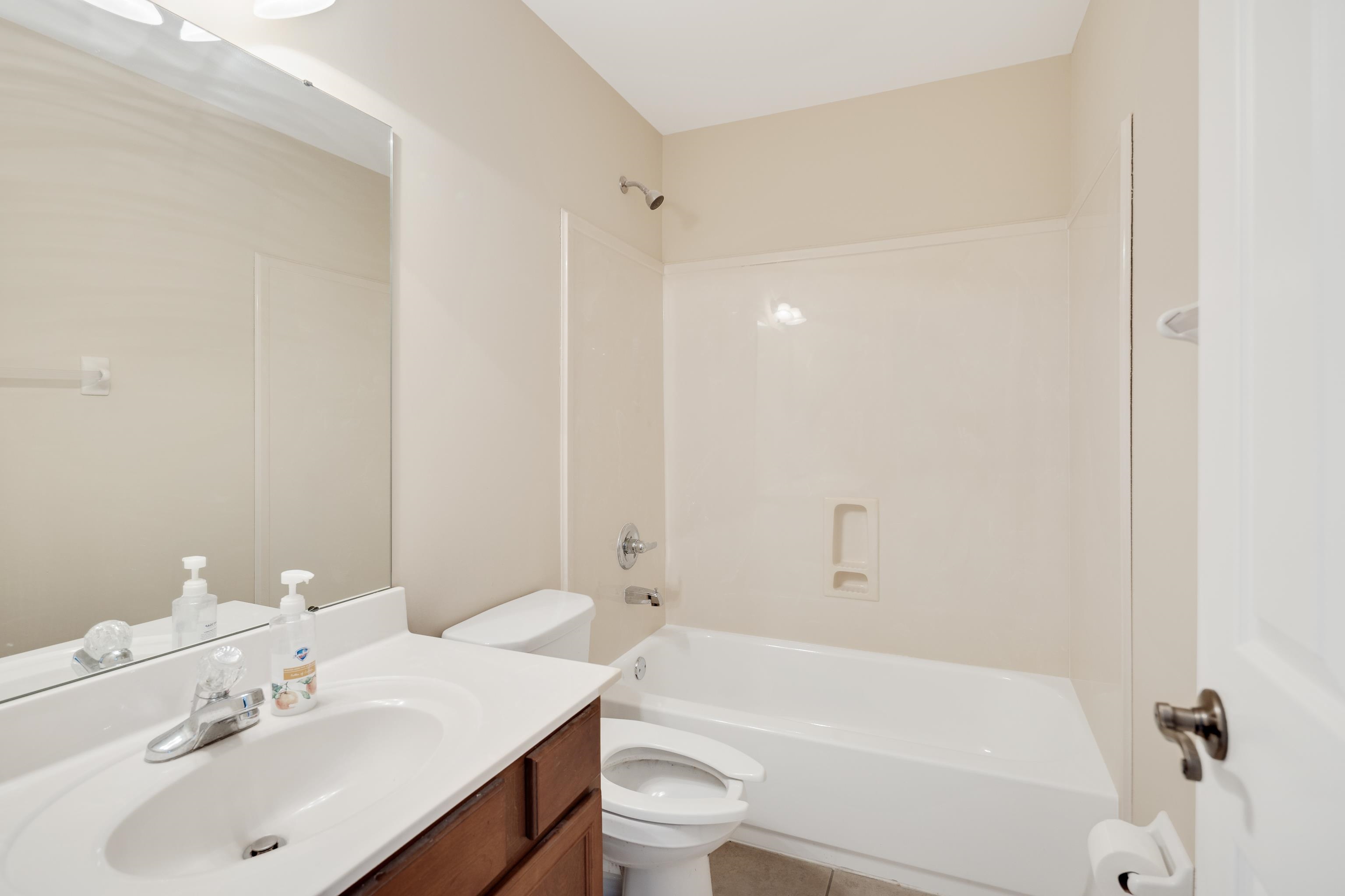450 Lewis Fairway Cir Property Photo 37