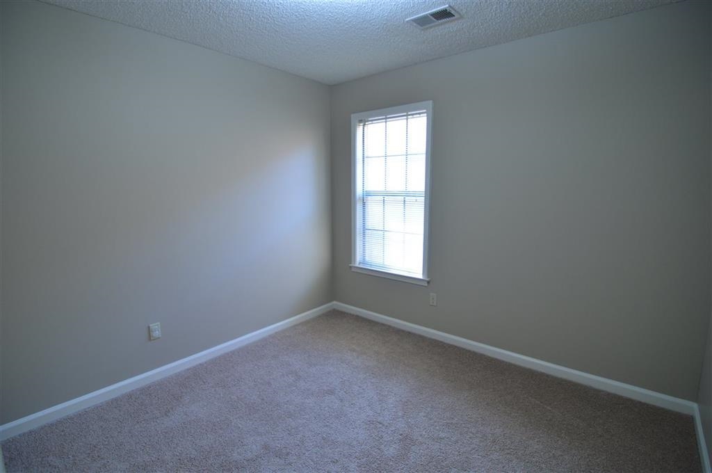 2717 Deer Glade Ln Property Photo 18