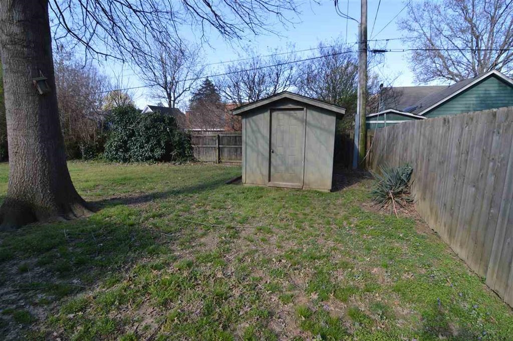 2717 Deer Glade Ln Property Photo 23