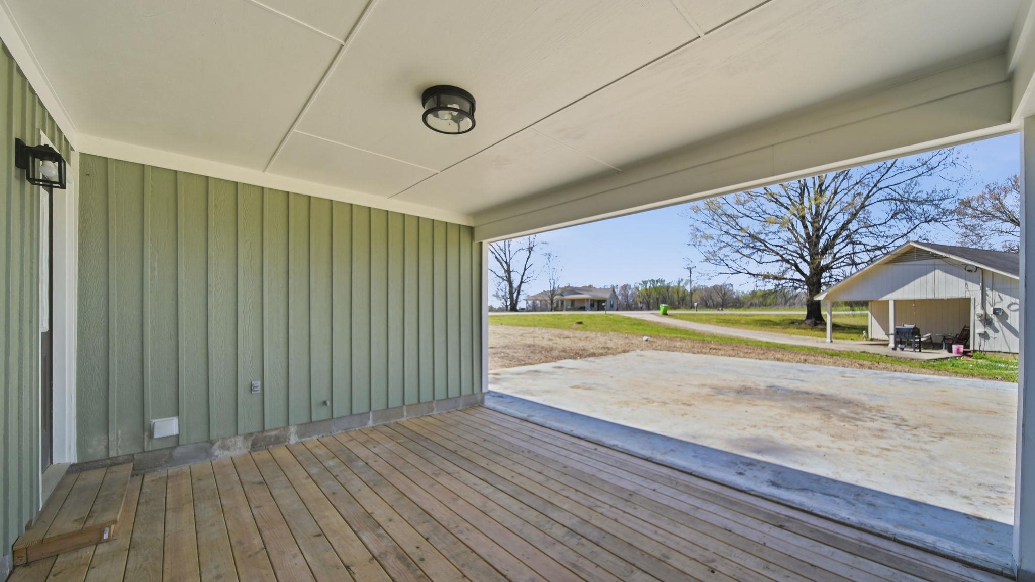 1254 Burnett Ln Property Photo 9