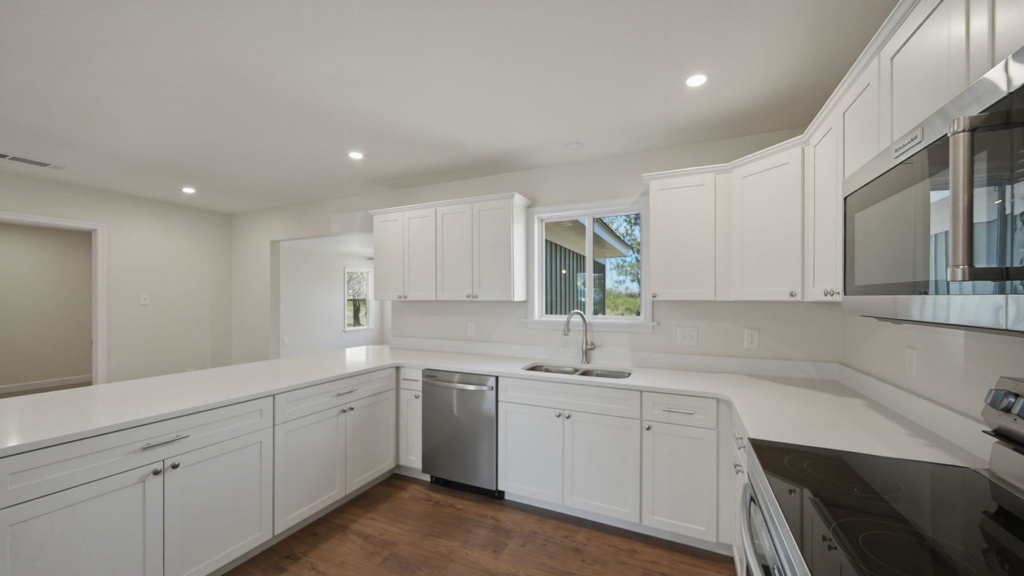 1254 Burnett Ln Property Photo 13