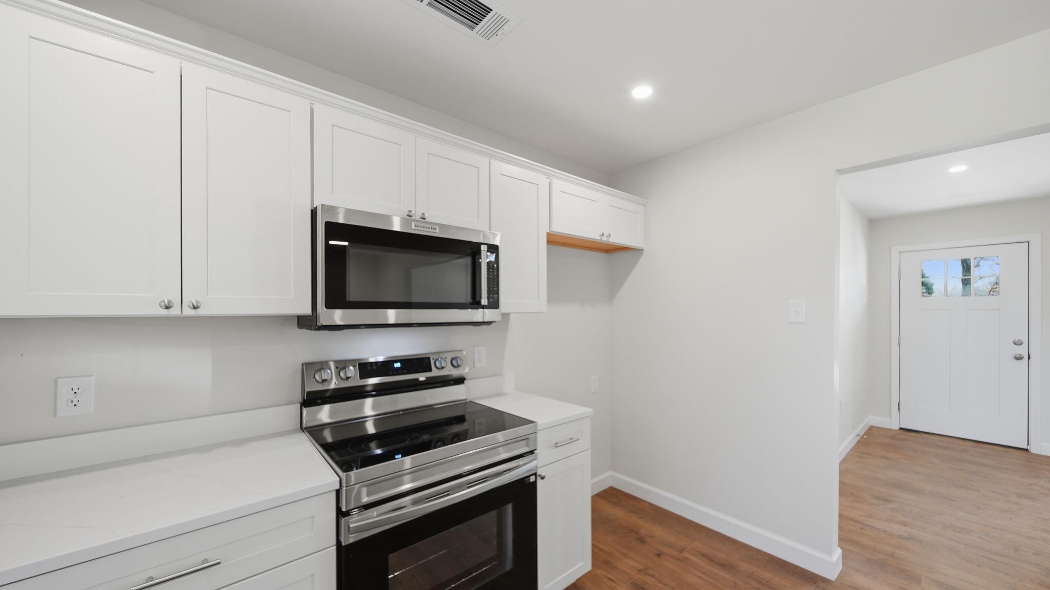 1254 Burnett Ln Property Photo 18