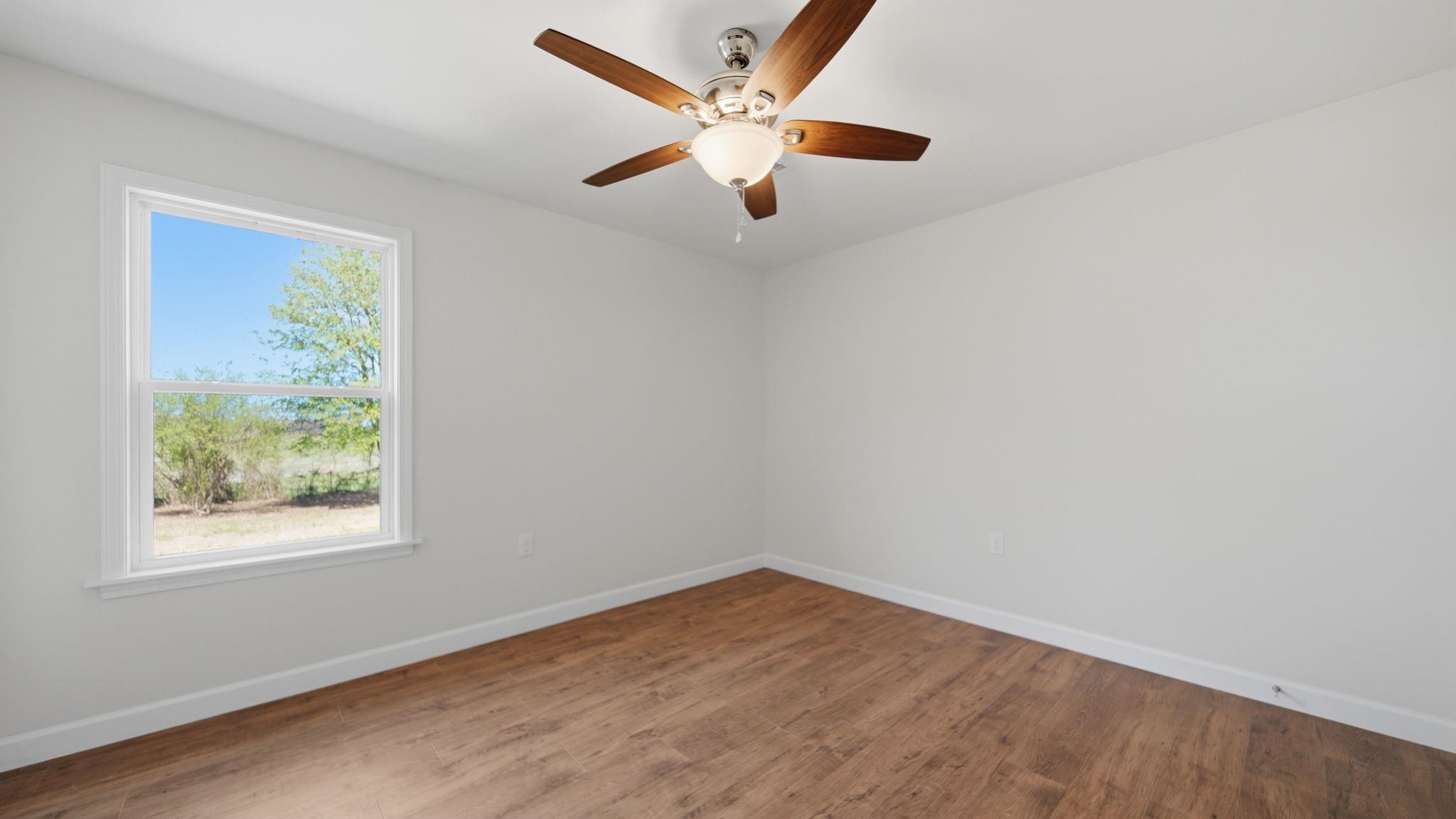 1254 Burnett Ln Property Photo 28