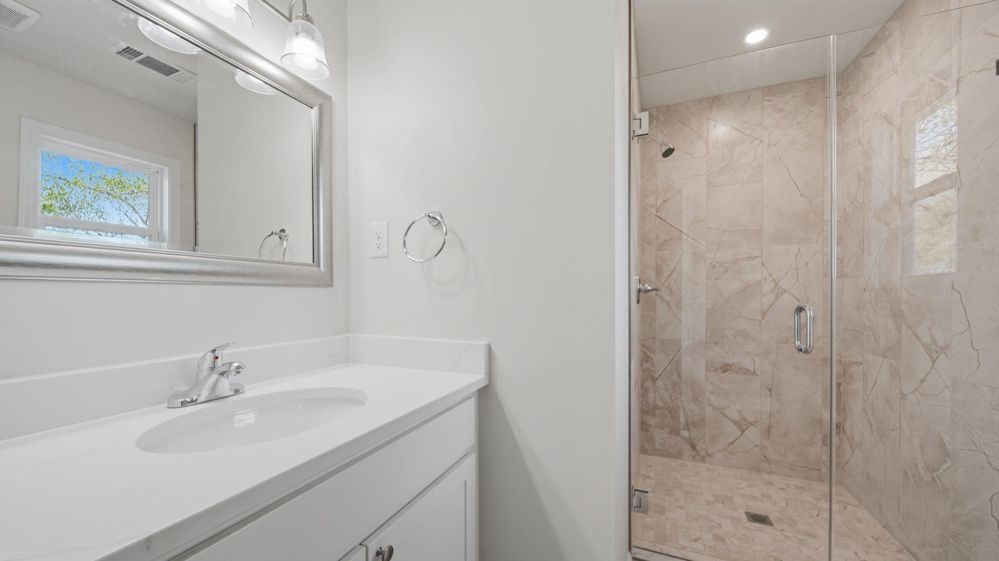 1254 Burnett Ln Property Photo 30
