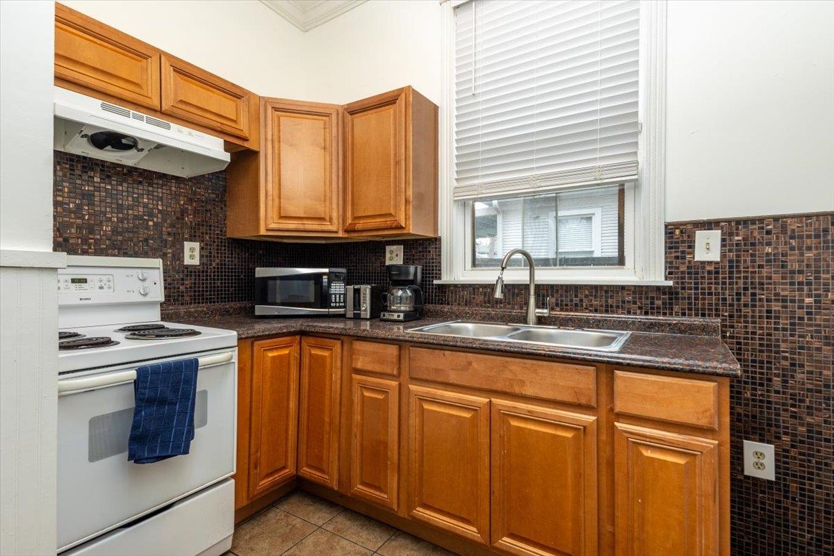 1462 Carr Ave Property Photo 11