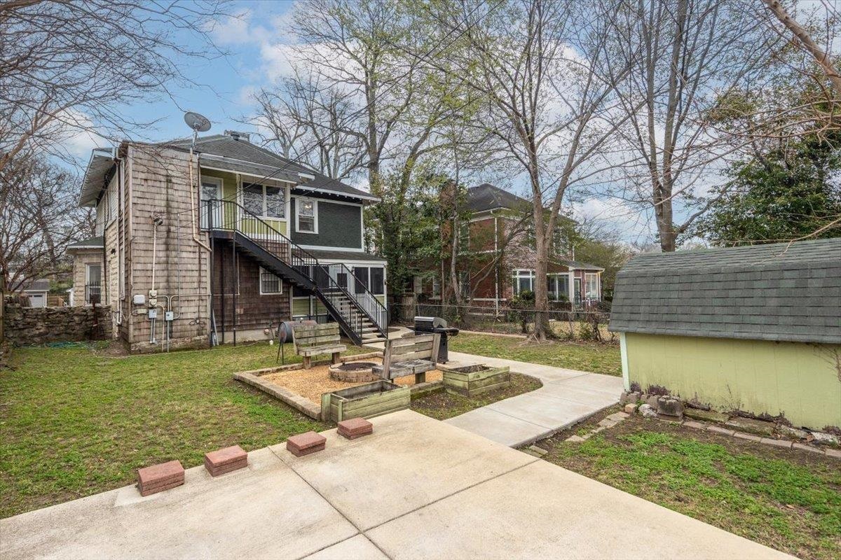 1462 Carr Ave Property Photo 32
