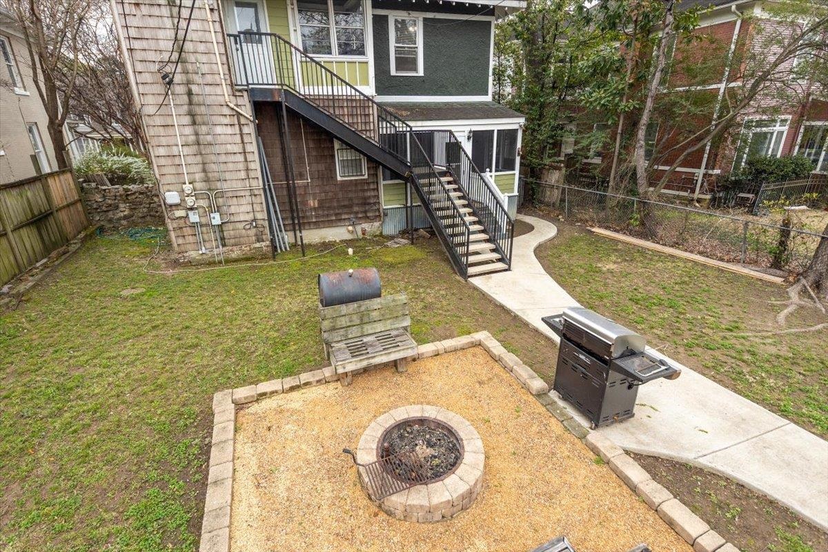 1462 Carr Ave Property Photo 34