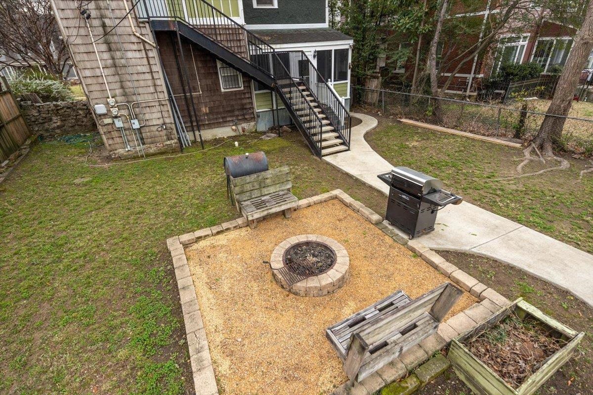 1462 Carr Ave Property Photo 36