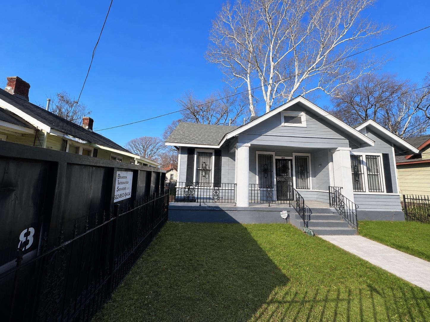 1075 Kney St Property Photo 2