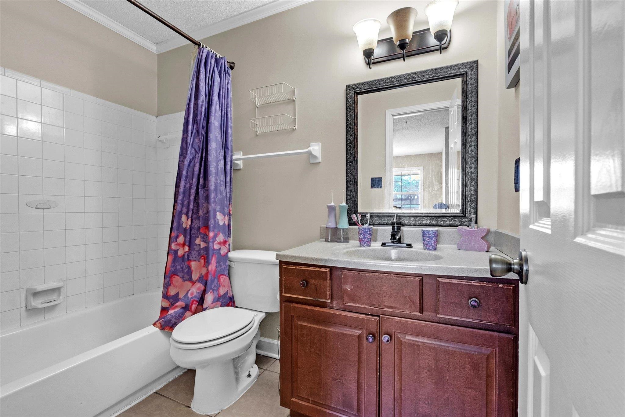 480 Friars Point Ln Property Photo 20