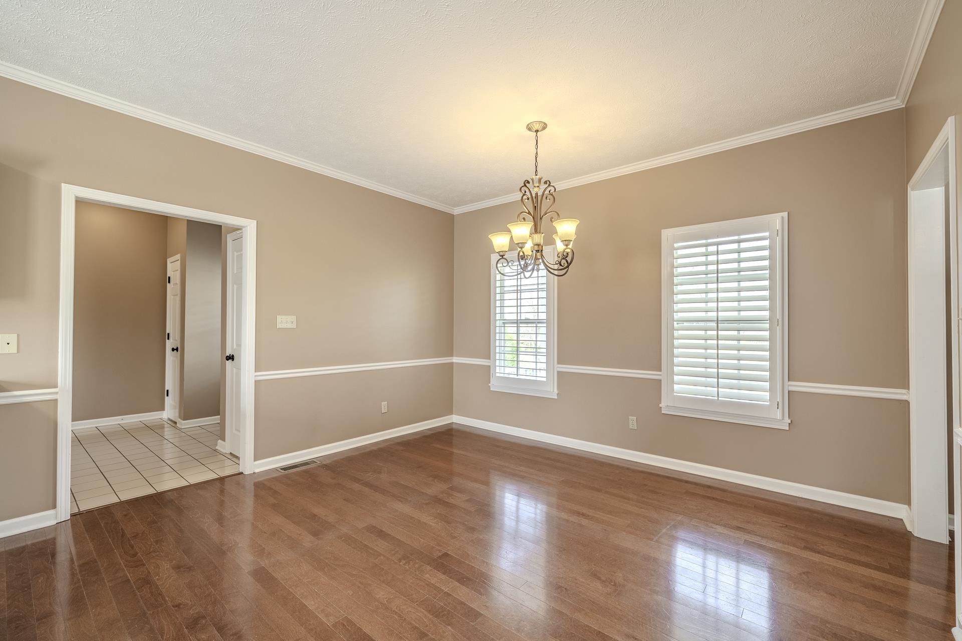 565 Bowen Dr Property Photo 10