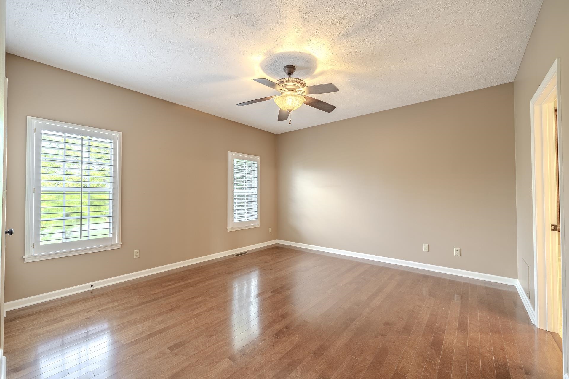 565 Bowen Dr Property Photo 11