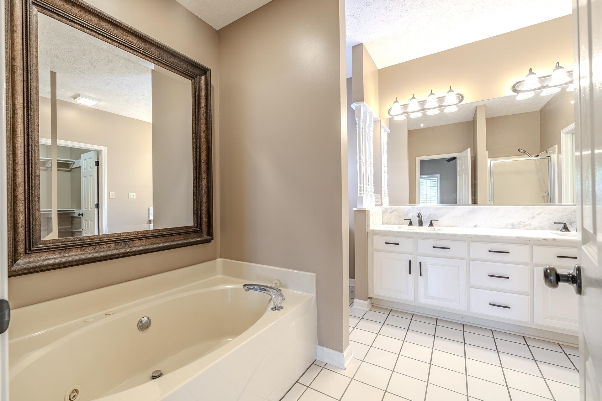 565 Bowen Dr Property Photo 13