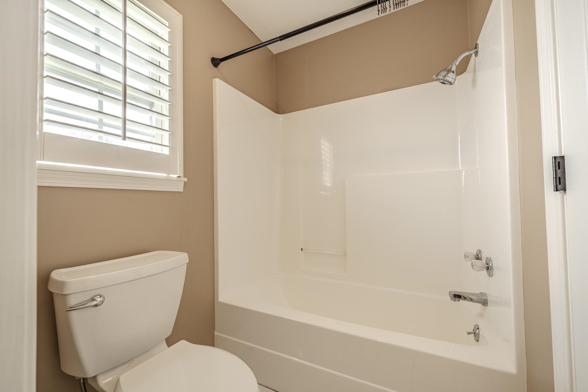 565 Bowen Dr Property Photo 23