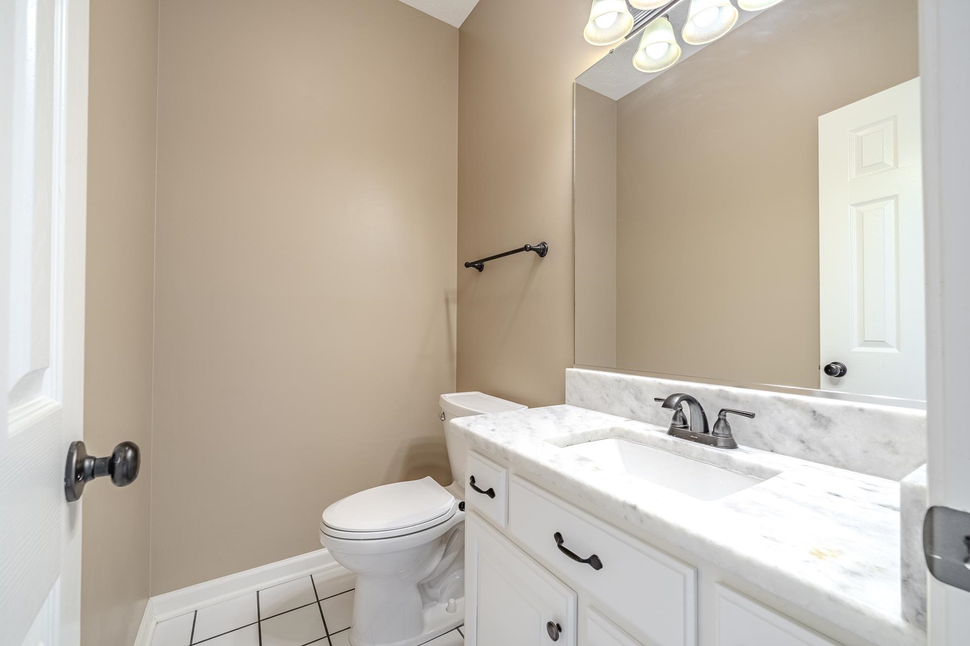 565 Bowen Dr Property Photo 29