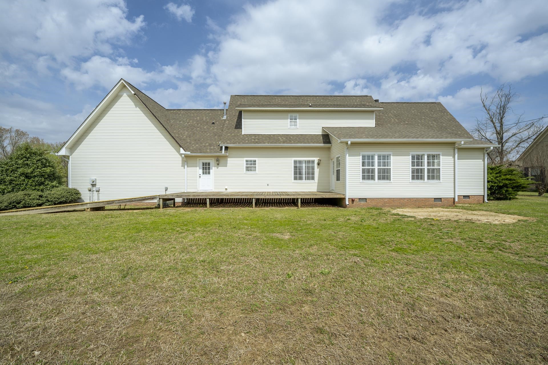 565 Bowen Dr Property Photo 37
