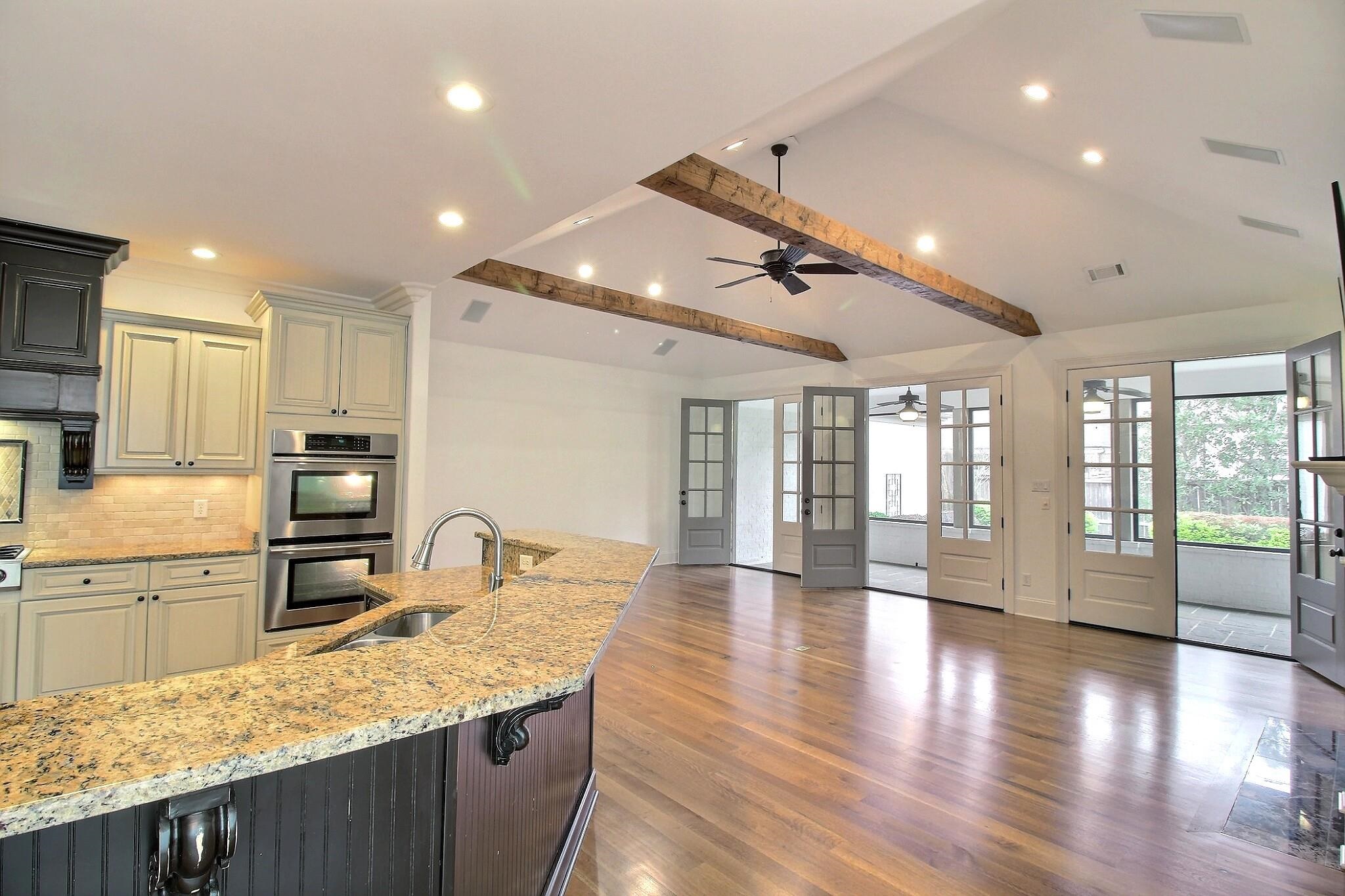 12530 Miss Dylan Cv Property Photo 14