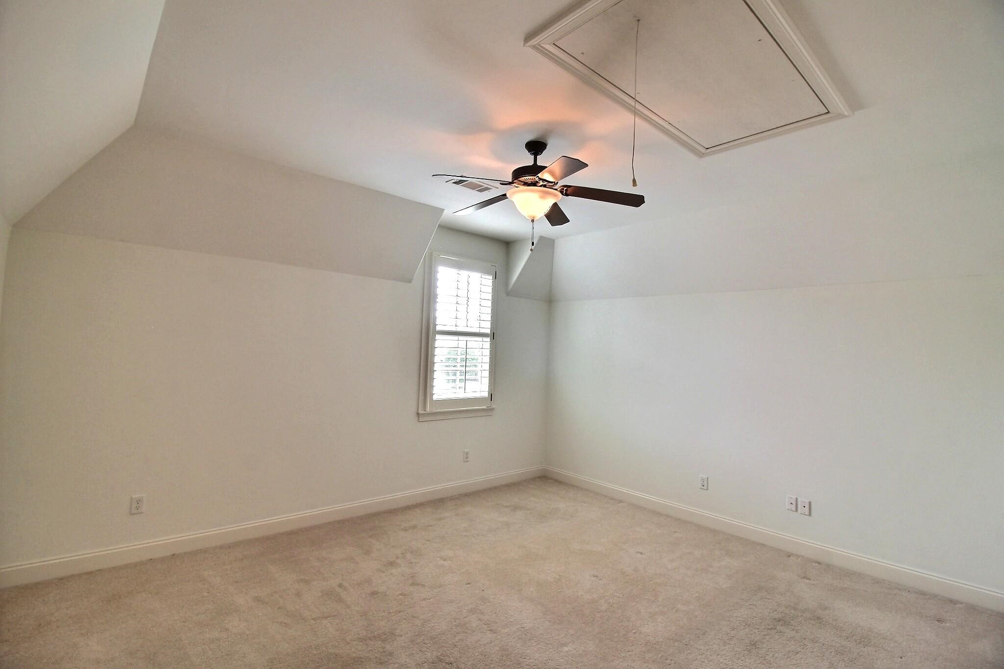 12530 Miss Dylan Cv Property Photo 27