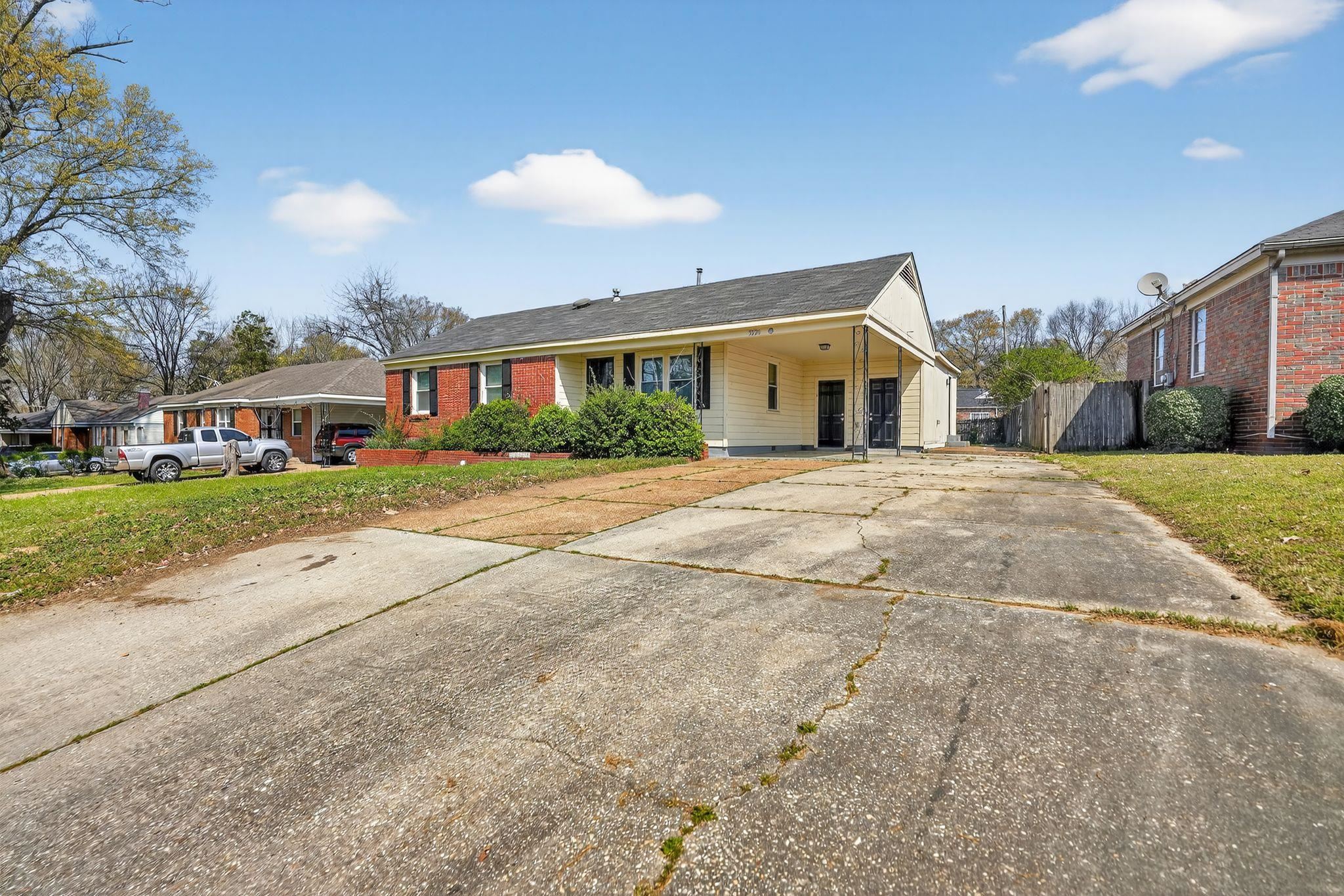 3220 Christine Rd Property Photo 3