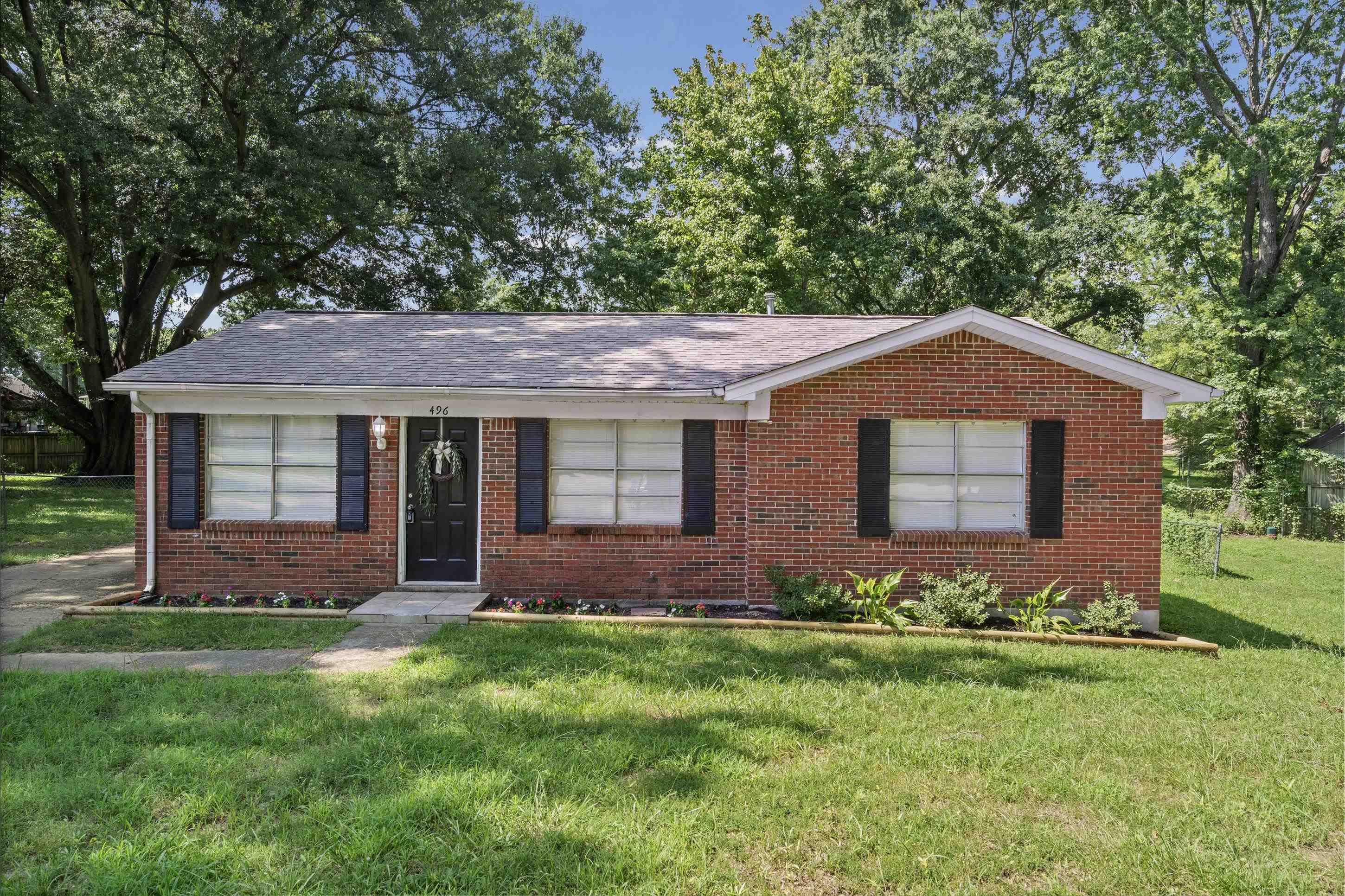 496 Greenview Cv Property Photo 1