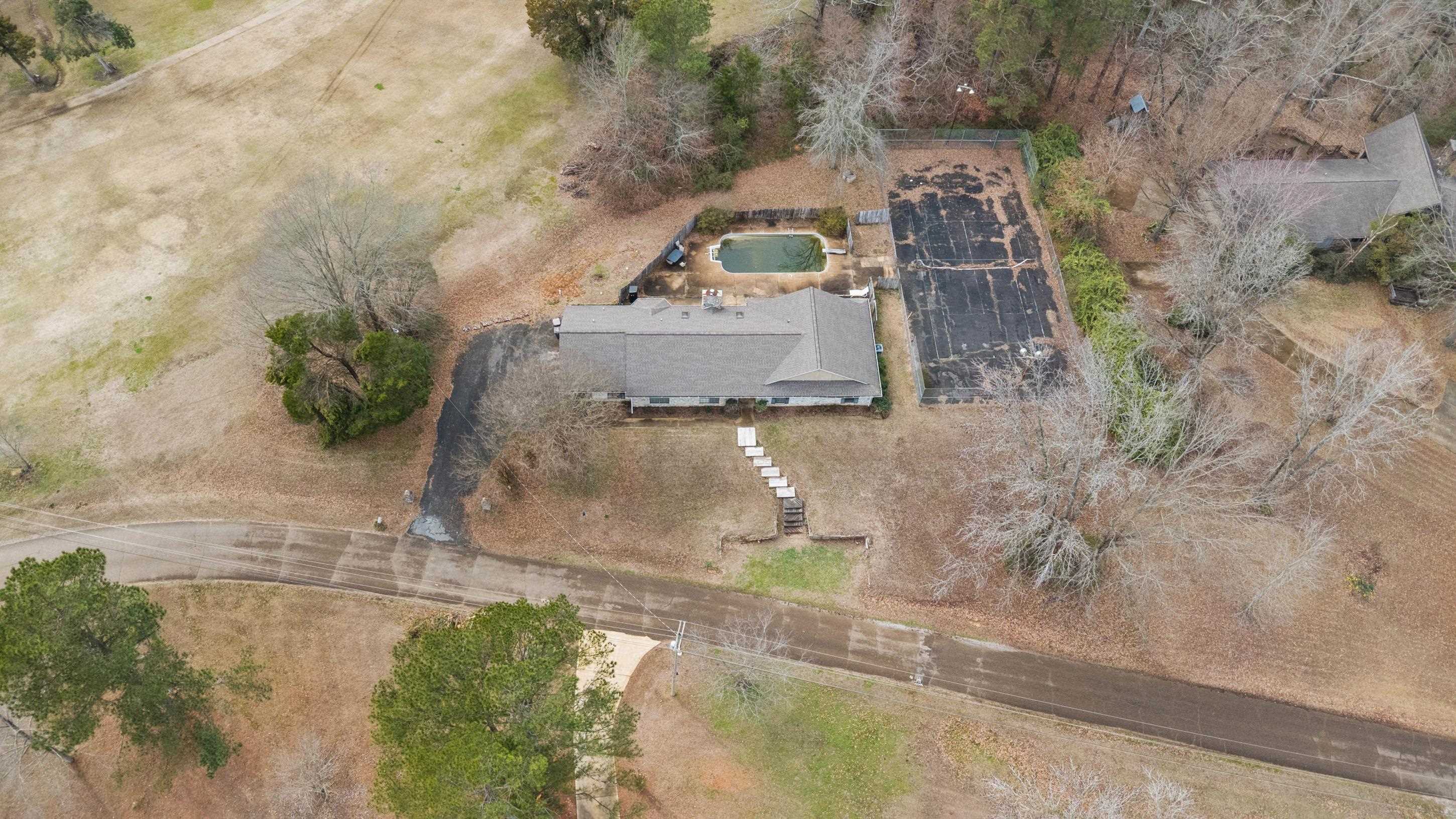 165 Devils Backbone Rd Property Photo 28