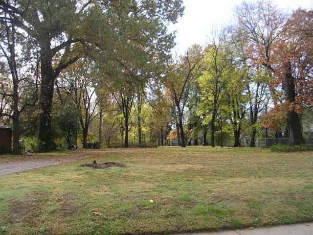 1367 E Mclemore Ave Property Photo 1
