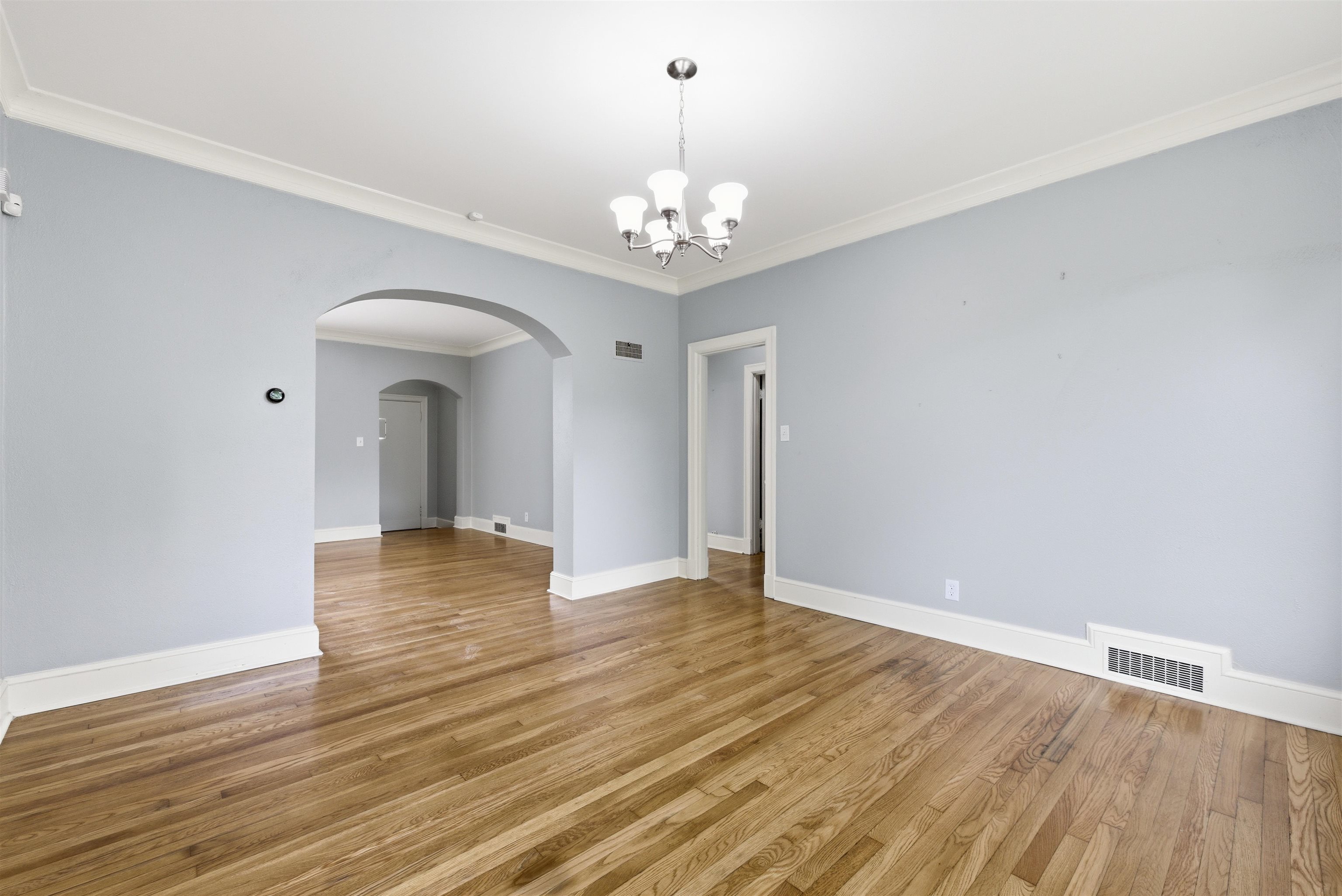 959 University St Property Photo 13