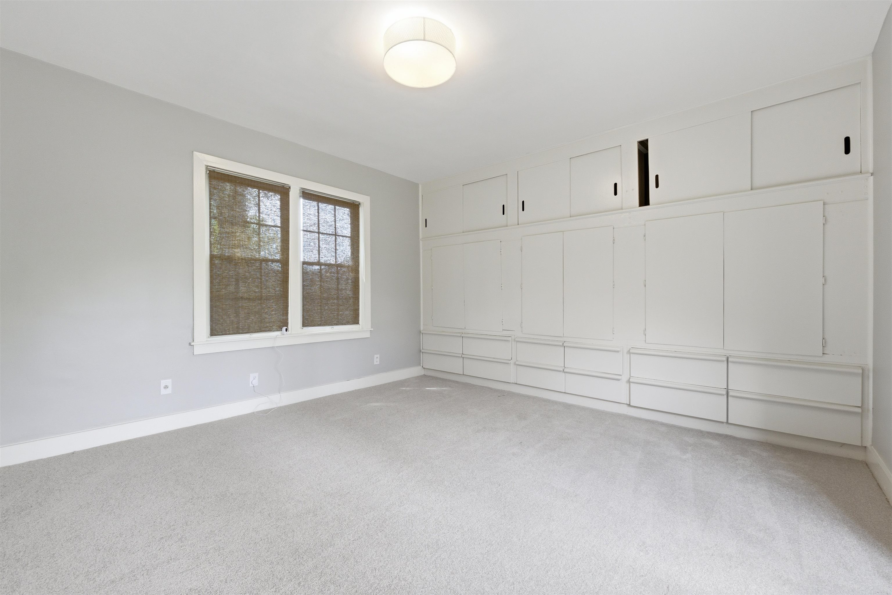 959 University St Property Photo 24