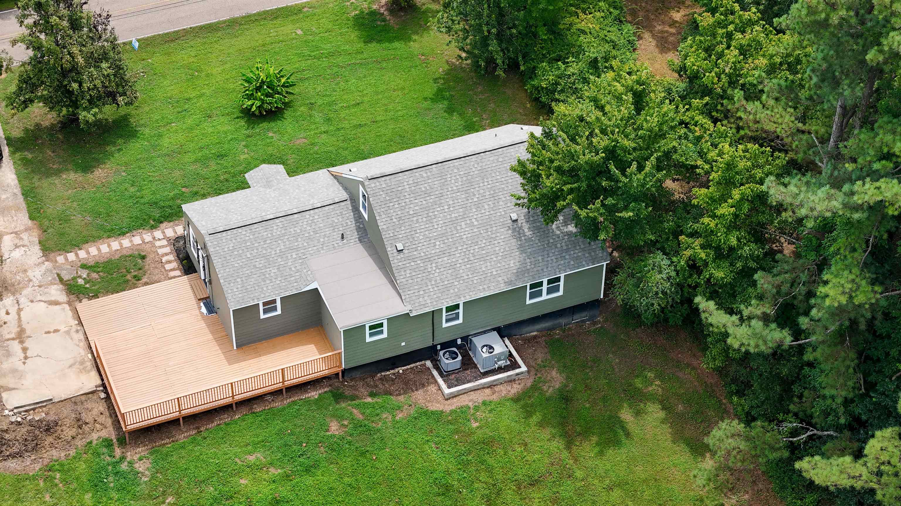9335 New Bethel Rd Property Photo 3