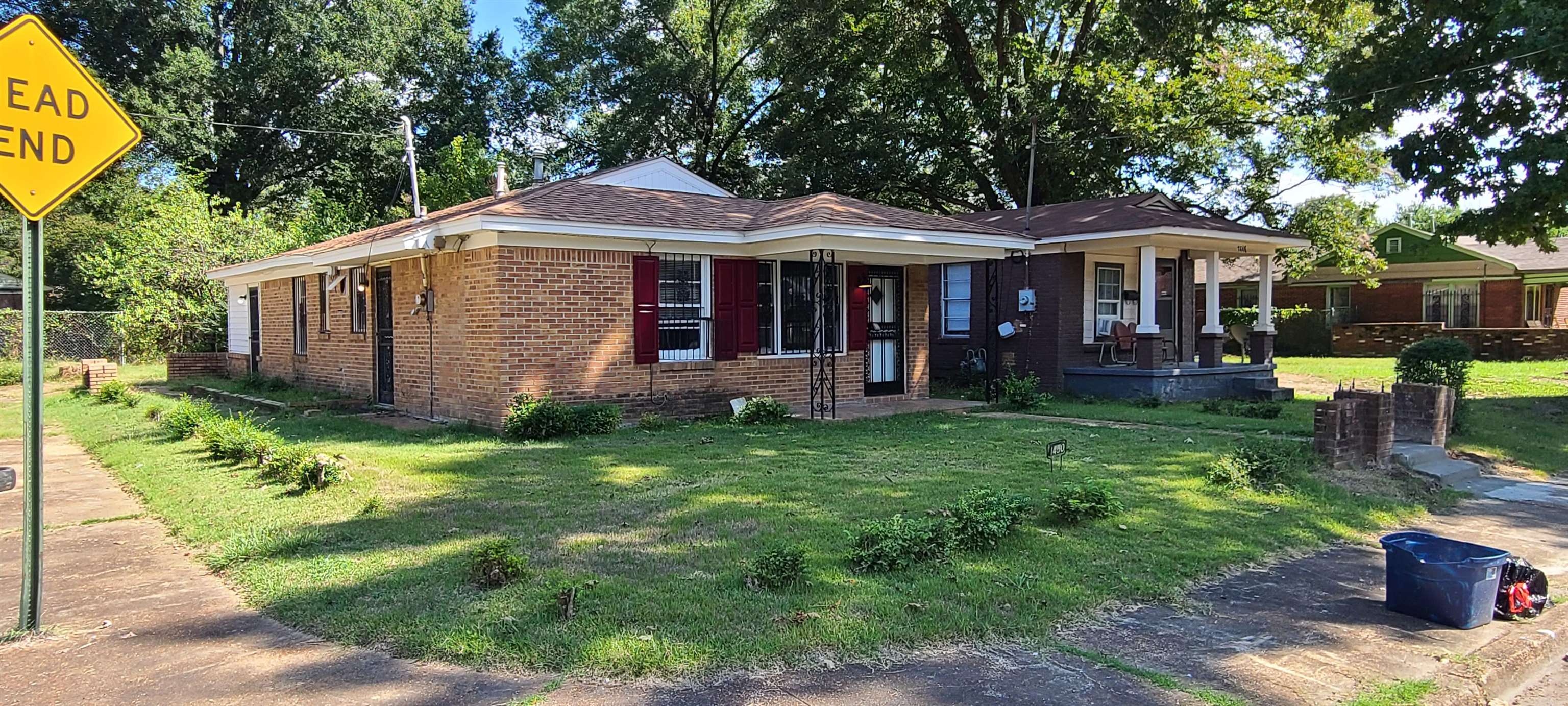 1450 Lambert St Property Photo 6